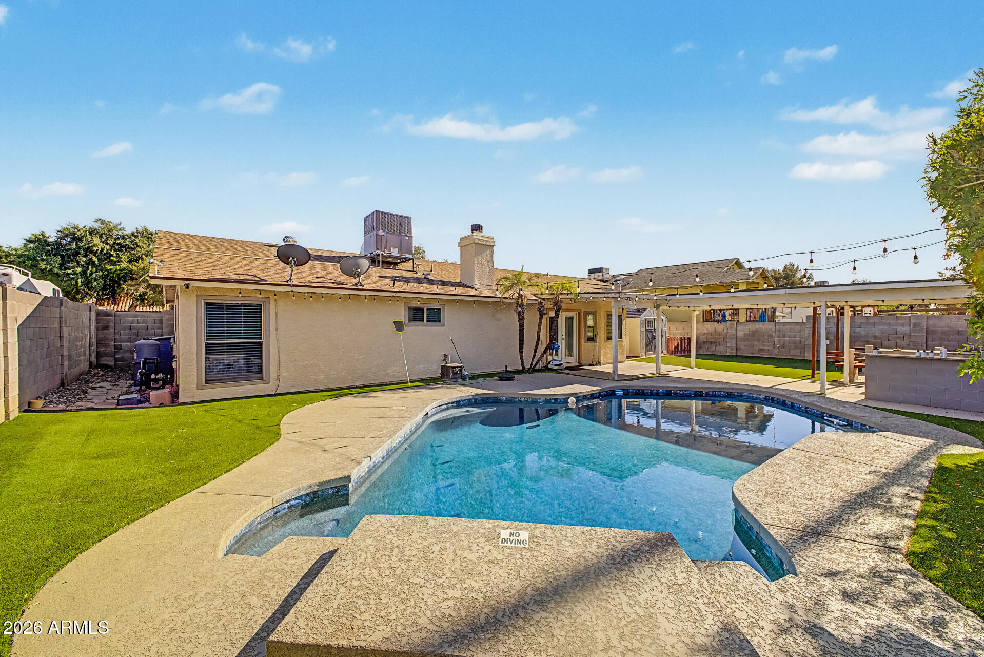 7338 E GREENWAY Street, Mesa, AZ 85207