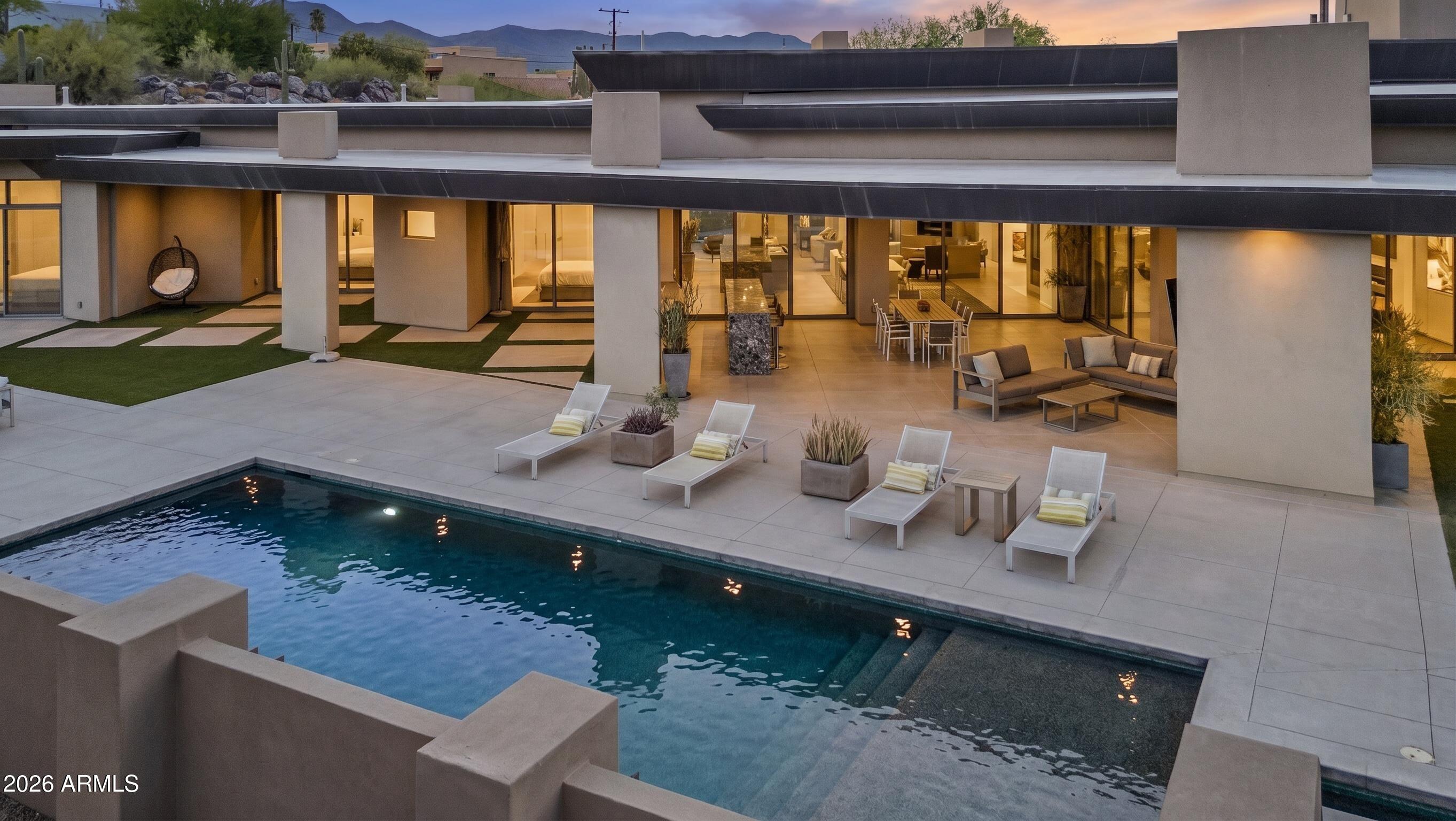 37021 N HOLIDAY Lane, Carefree, AZ 85377