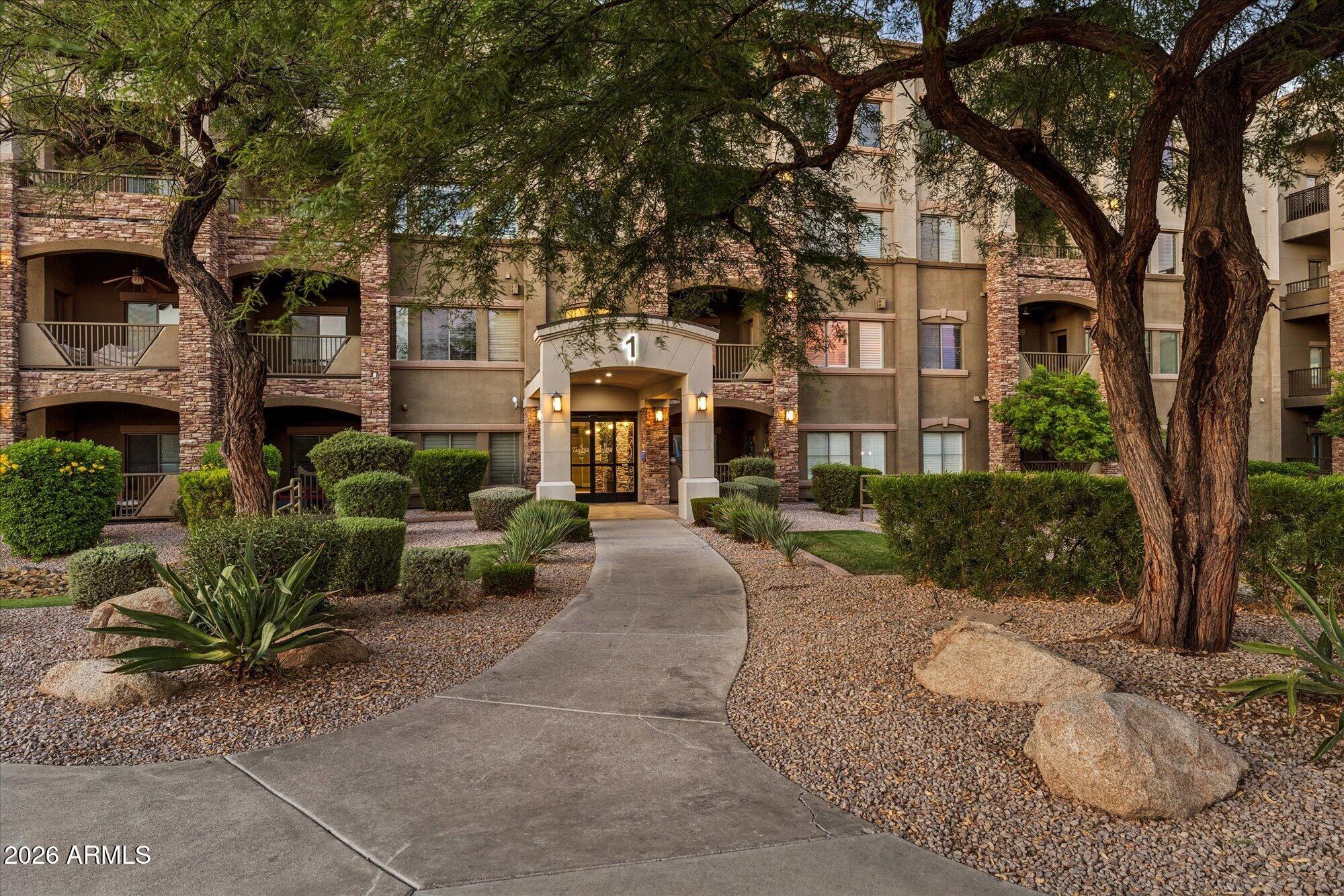 5450 E DEER VALLEY Drive 3009, Phoenix, AZ 85054