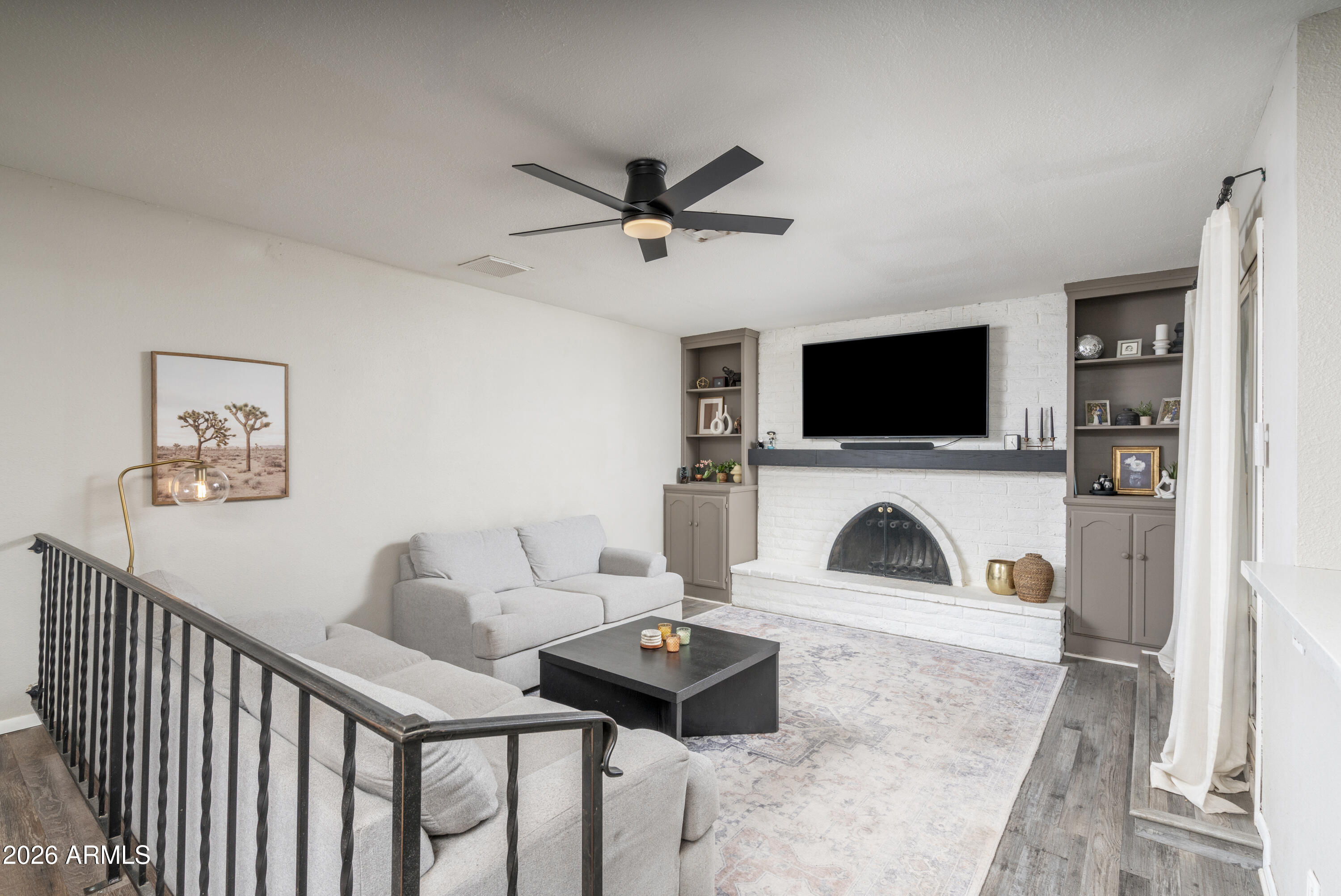 2406 E LA JOLLA Drive, Tempe, AZ 85282