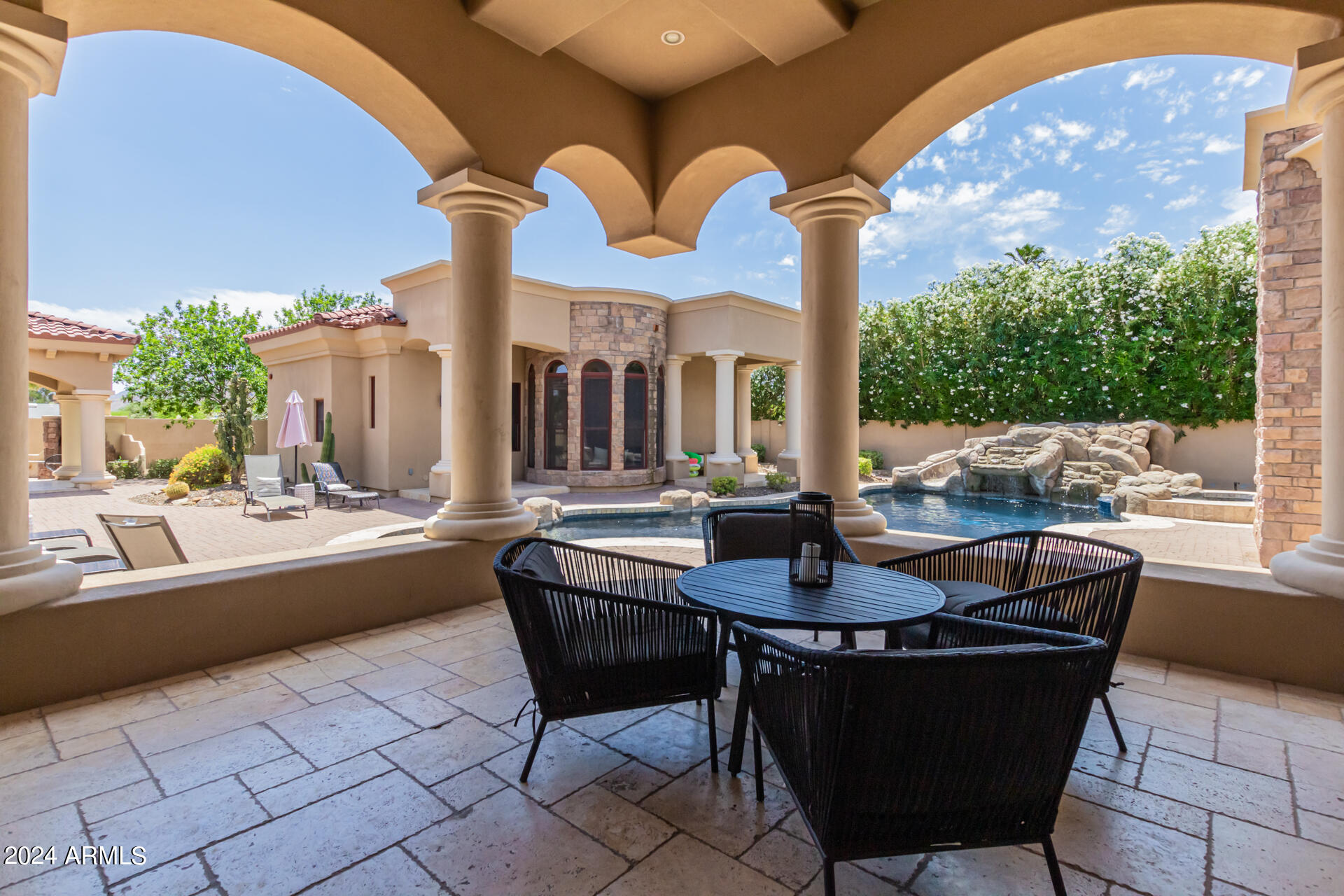 6215 E TURQUOISE Avenue, Paradise Valley, AZ 85253