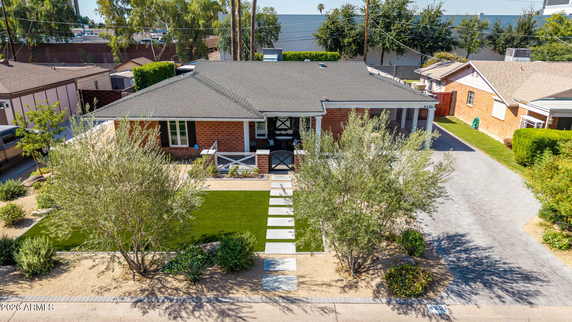 4231 E CATALINA Drive, Phoenix, AZ 85018