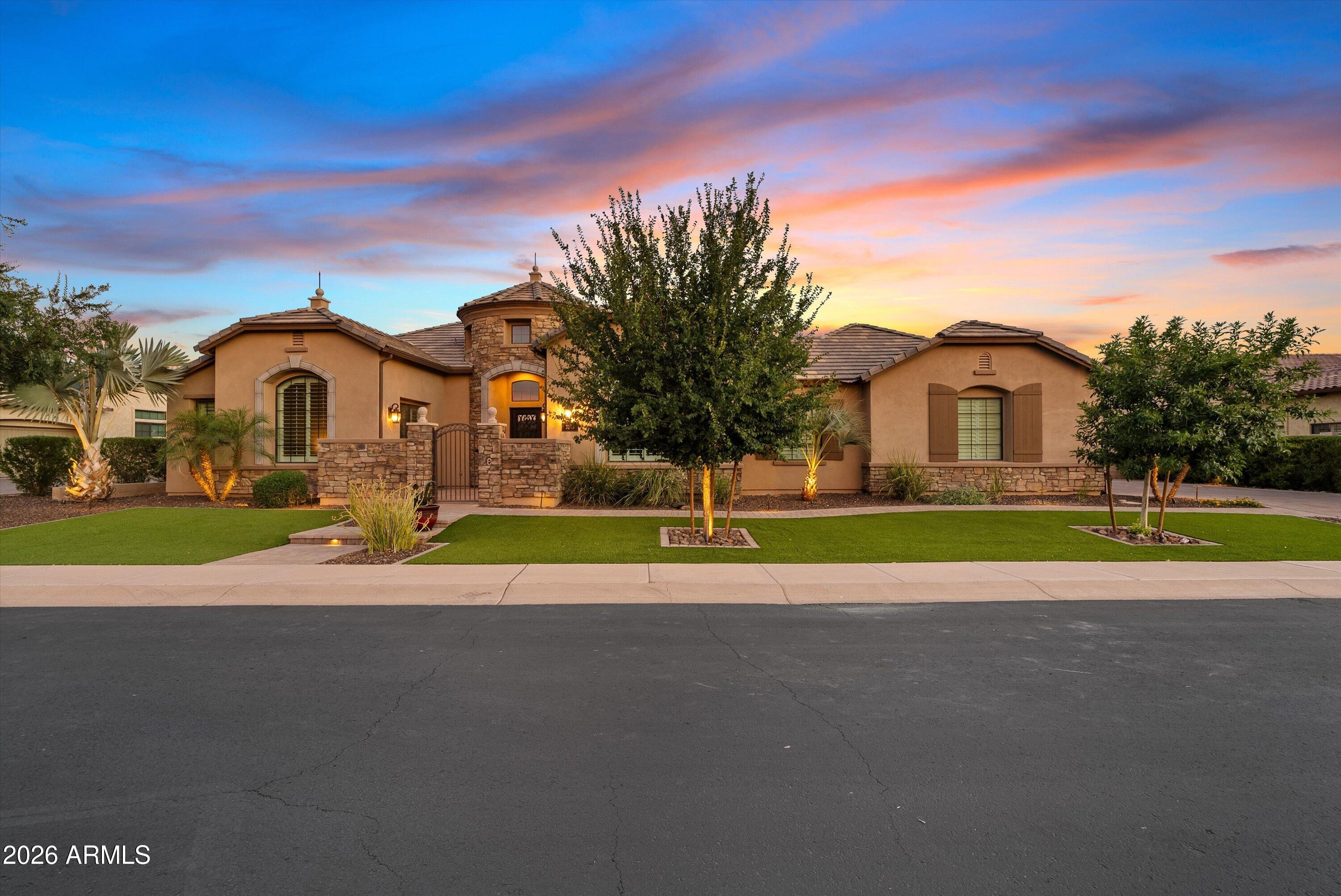 3245 E KNOLL Circle, Mesa, AZ 85213