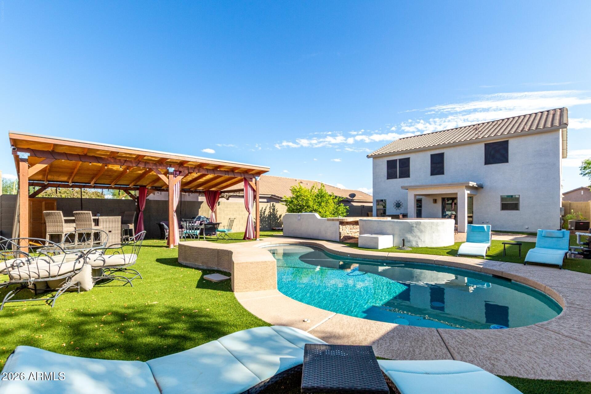 18452 E EL AMANCER, Gold Canyon, AZ 85118