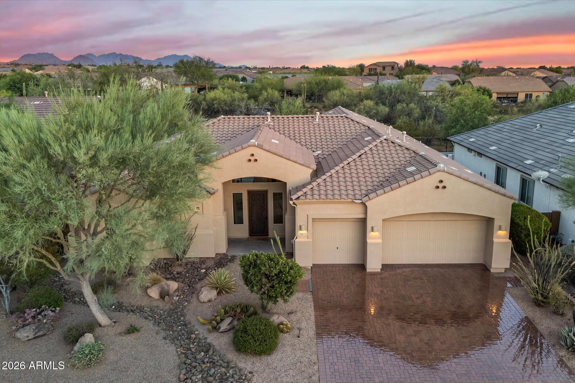 5823 E SIERRA SUNSET Trail, Cave Creek, AZ 85331