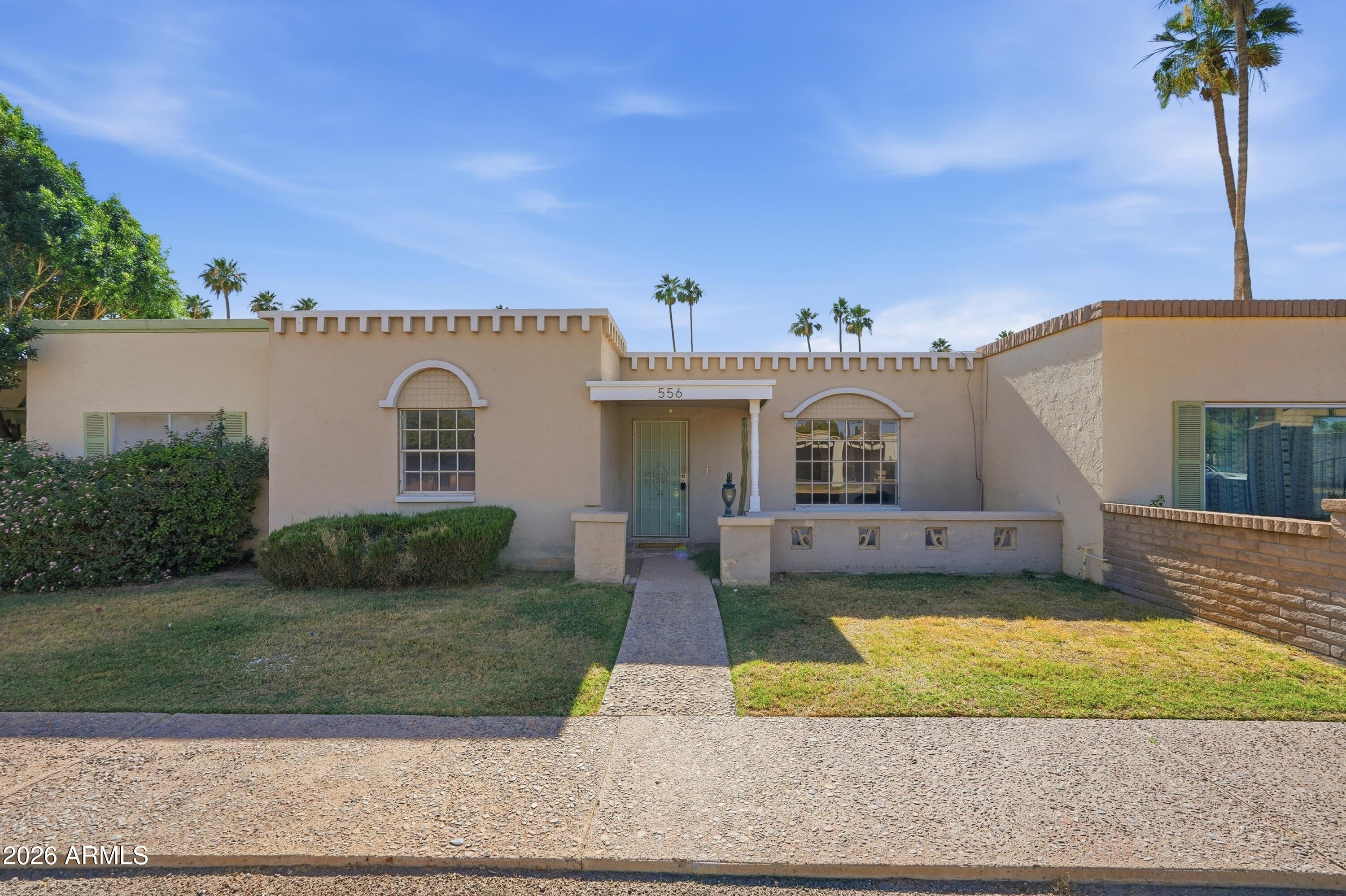 556 N HOBSON Plaza, Mesa, AZ 85203
