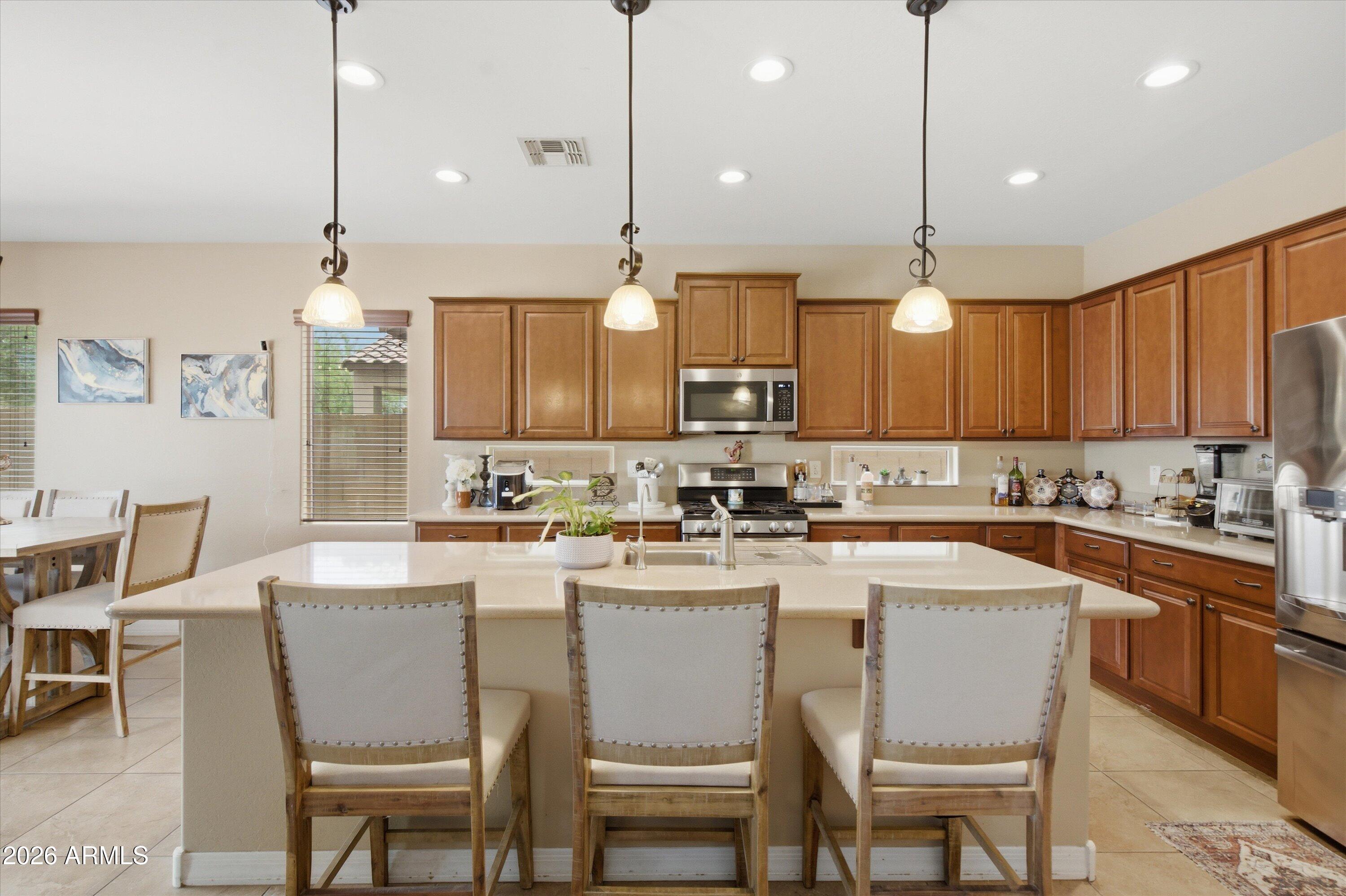 28233 N WELTON Place, San Tan Valley, AZ 85143