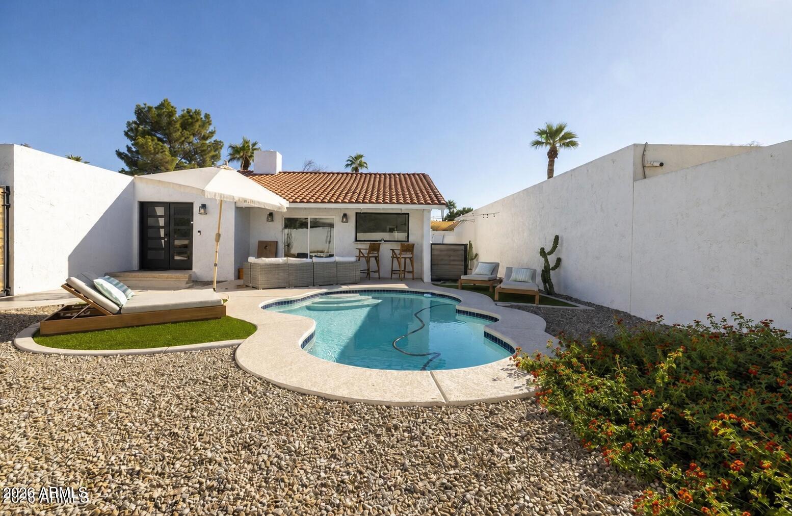 3037 E CLARENDON Avenue, Phoenix, AZ 85016