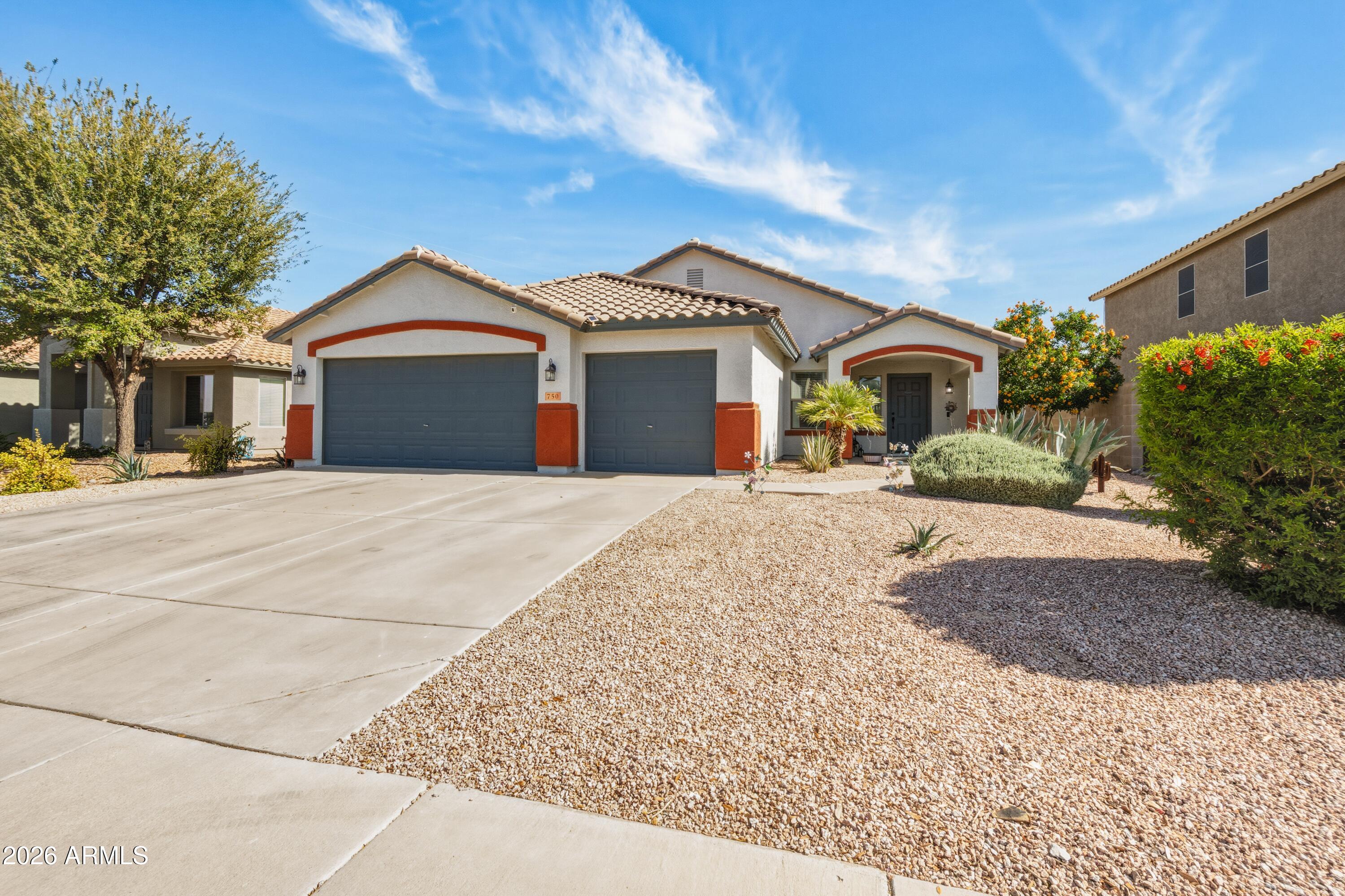 750 W CORRIENTE Court, San Tan Valley, AZ 85143