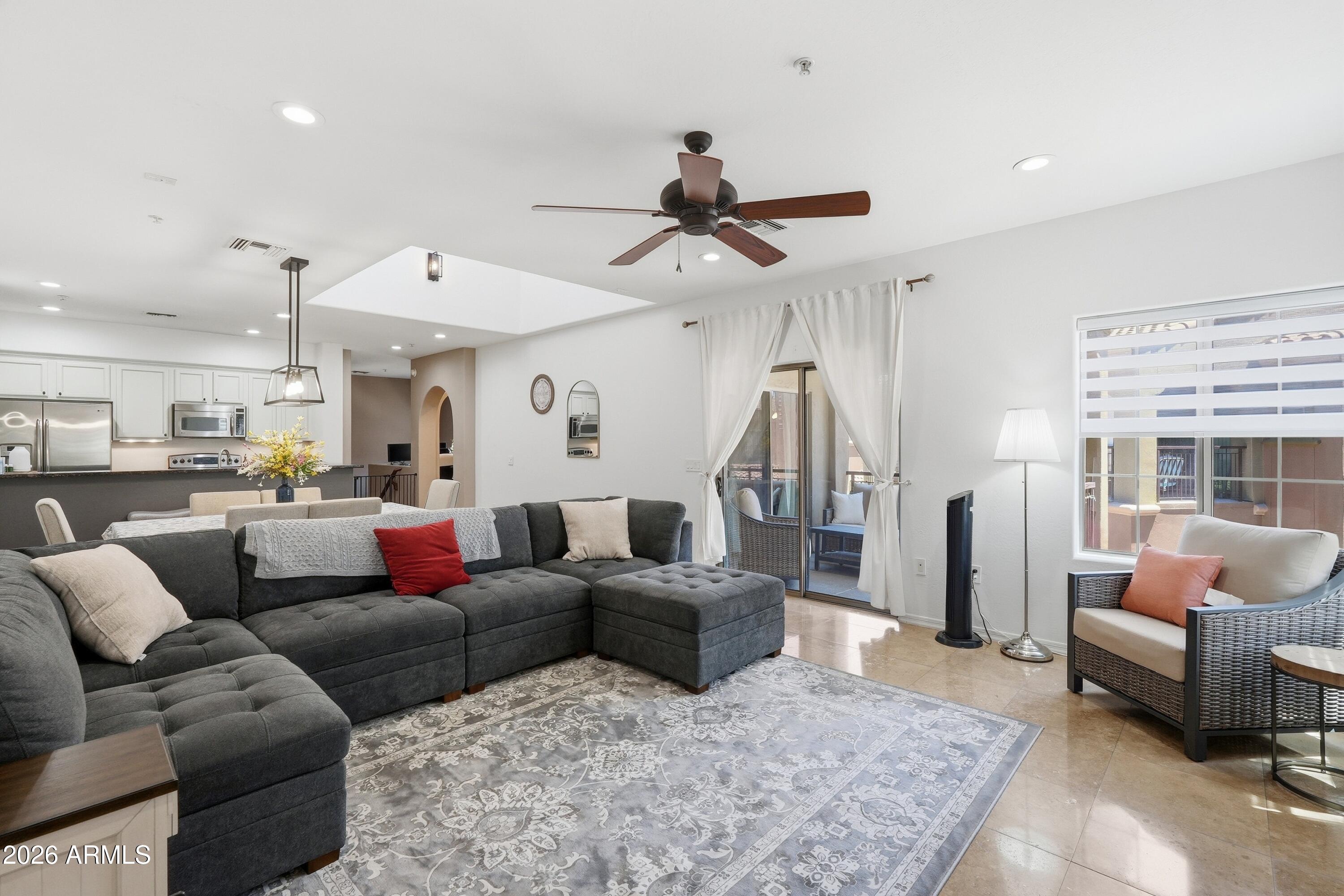 3935 E ROUGH RIDER Road 1032, Phoenix, AZ 85050