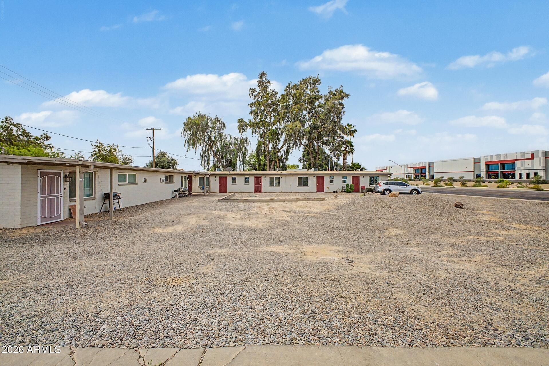 13865 W CLAREMONT Street, Litchfield Park, AZ 85340