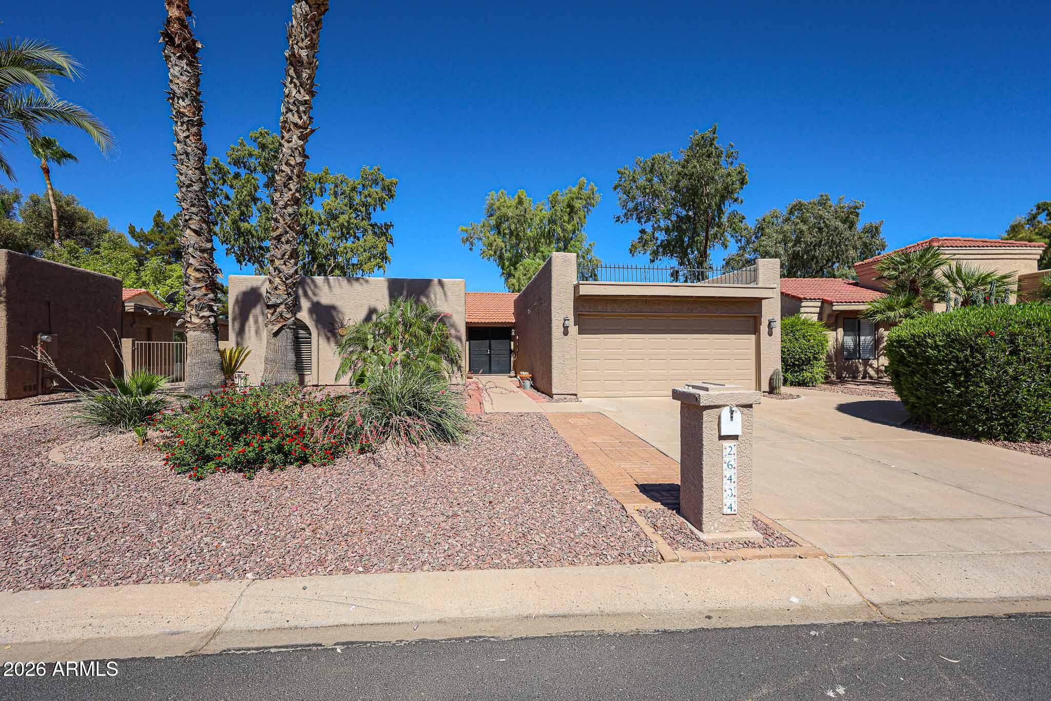 26434 S CEDARCREST Drive, Sun Lakes, AZ 85248