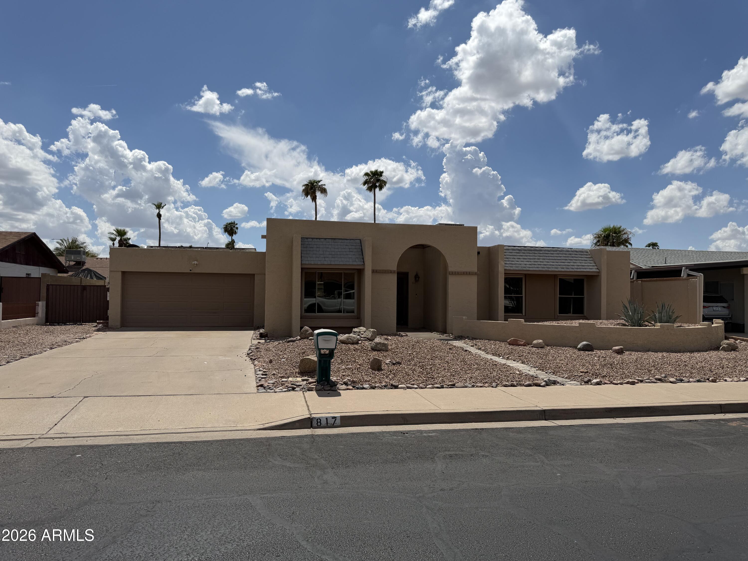817 W ISABELLA Avenue, Mesa, AZ 85210
