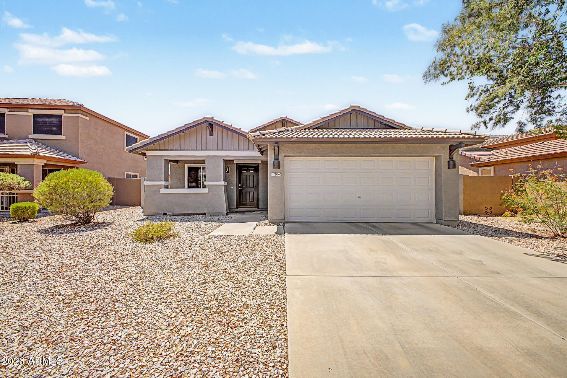 29260 N RED FINCH Drive, San Tan Valley, AZ 85143
