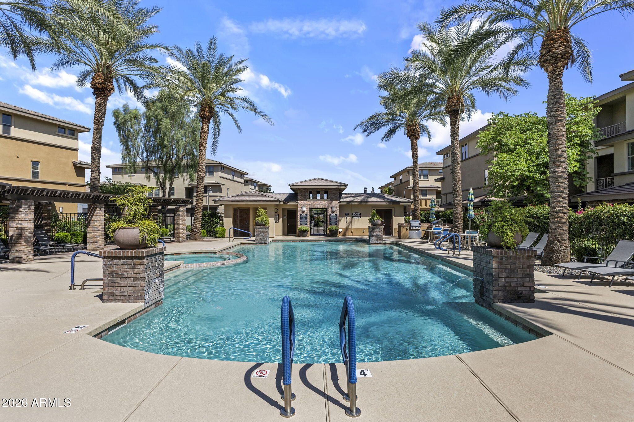 17850 N 68TH Street 2057, Phoenix, AZ 85054