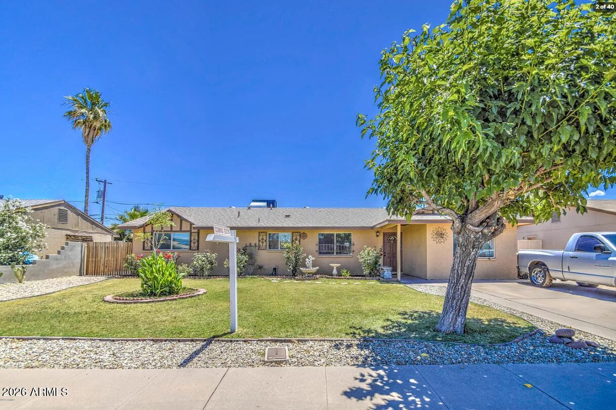 6141 W BERRIDGE Lane, Glendale, AZ 85301