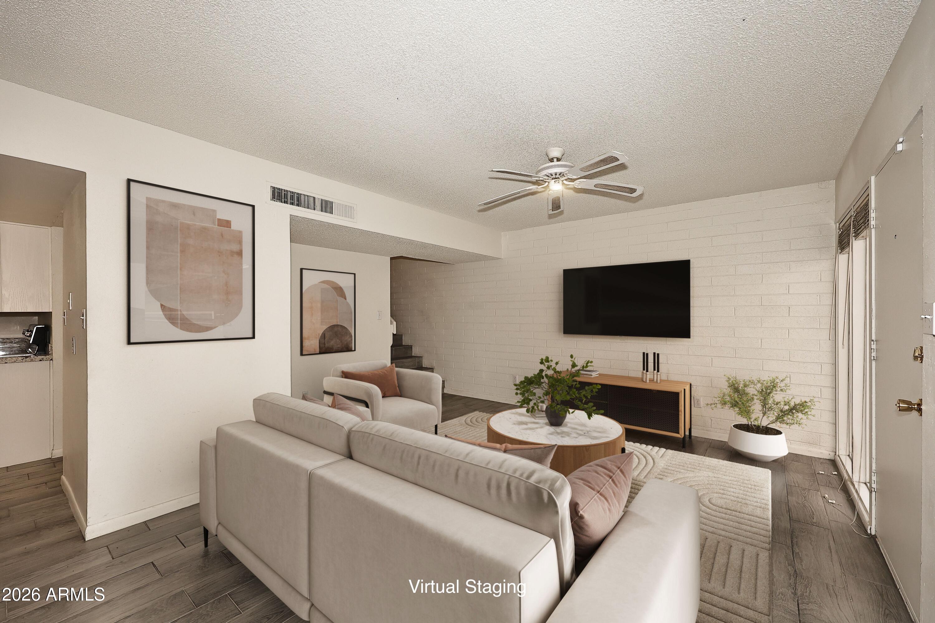 1734 W TUCKEY Lane 11, Phoenix, AZ 85015