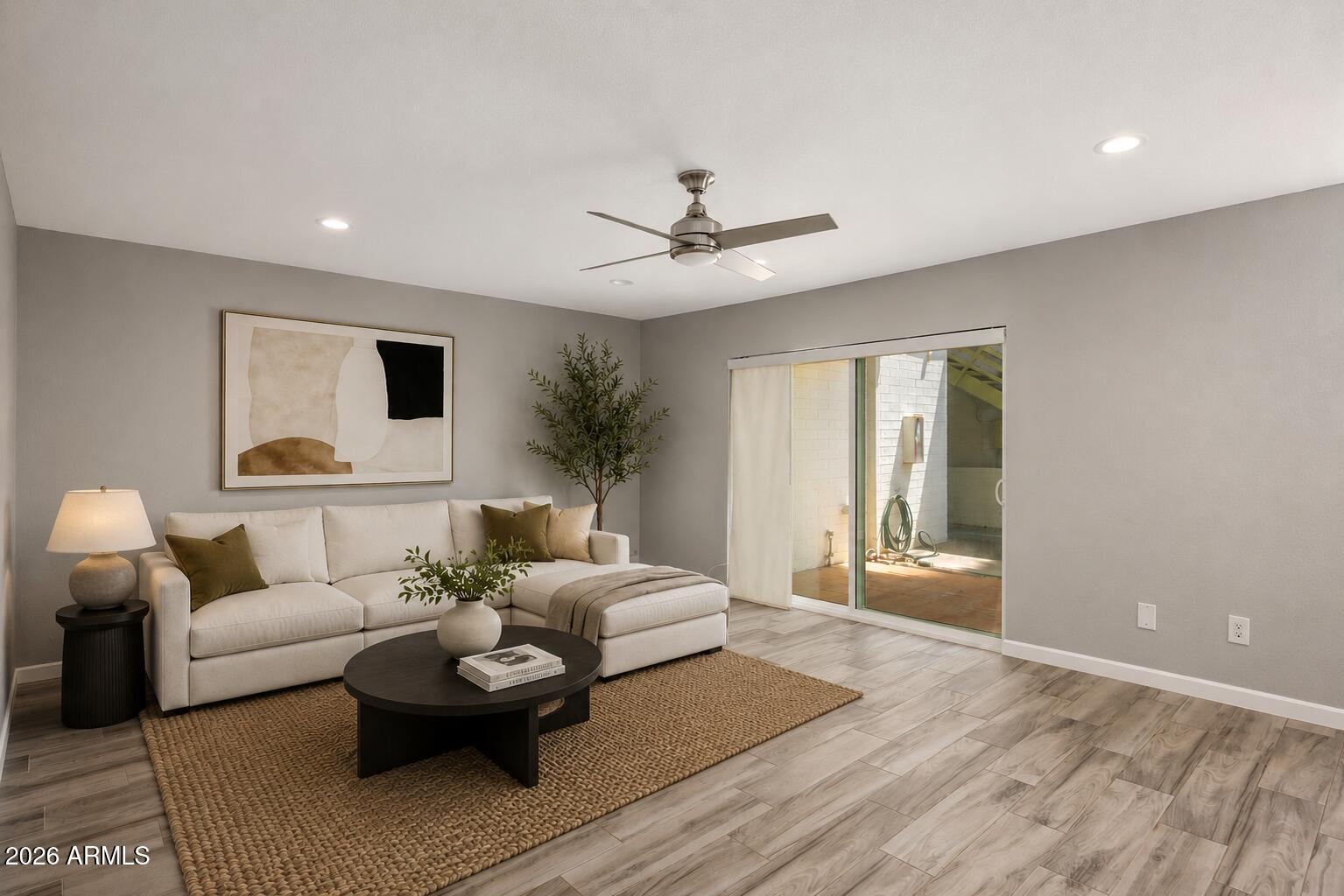 102 W MARYLAND Avenue E1, Phoenix, AZ 85013