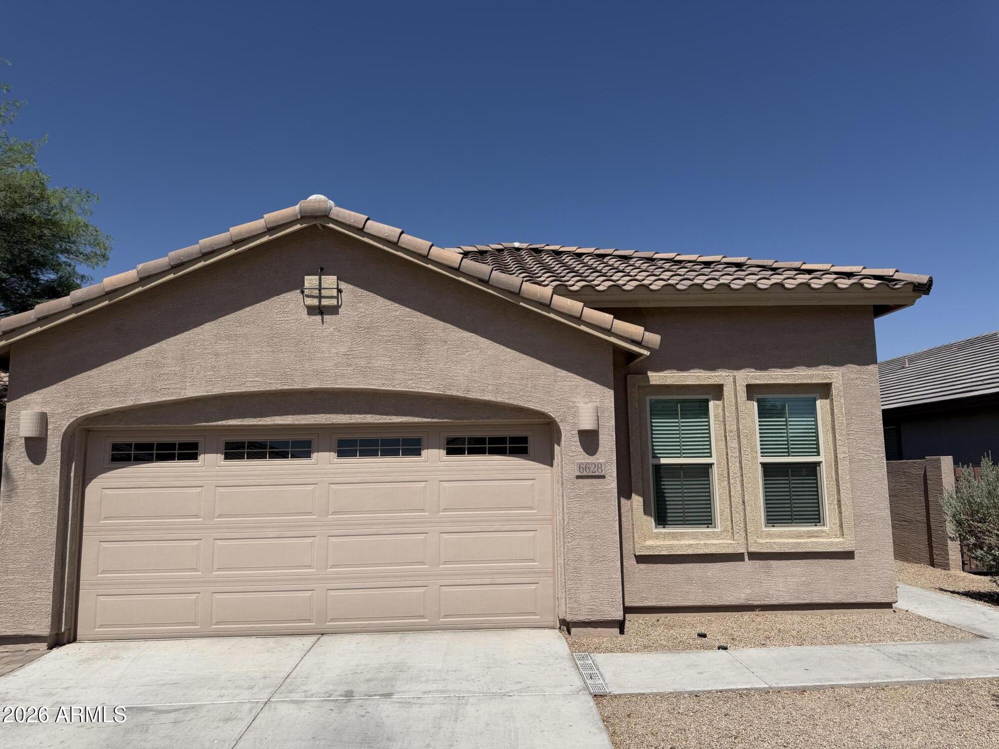 6628 S 4TH Street, Phoenix, AZ 85042