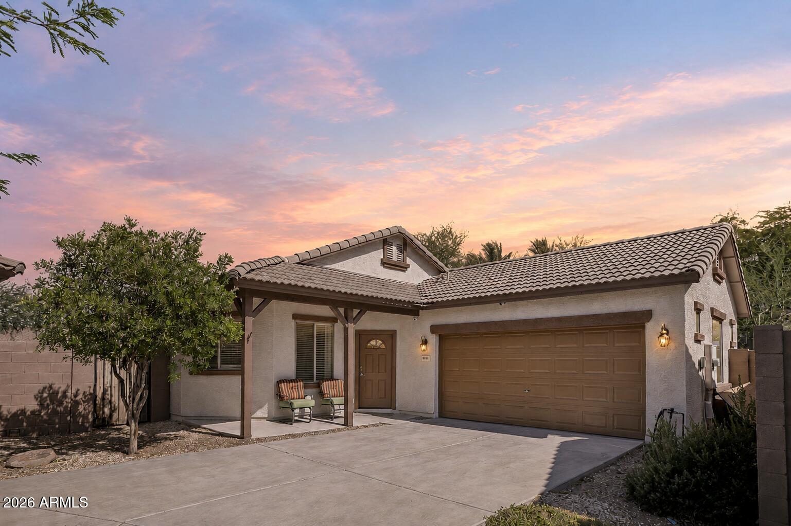 8931 W SAINT JOHN Road, Peoria, AZ 85382