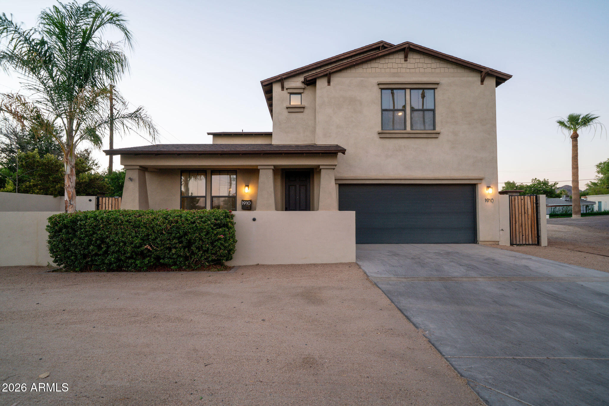 1910 E MISSOURI Avenue, Phoenix, AZ 85016