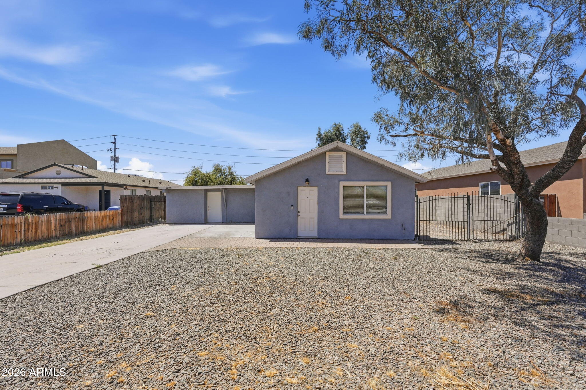 1725 W CAROL Avenue, Phoenix, AZ 85021
