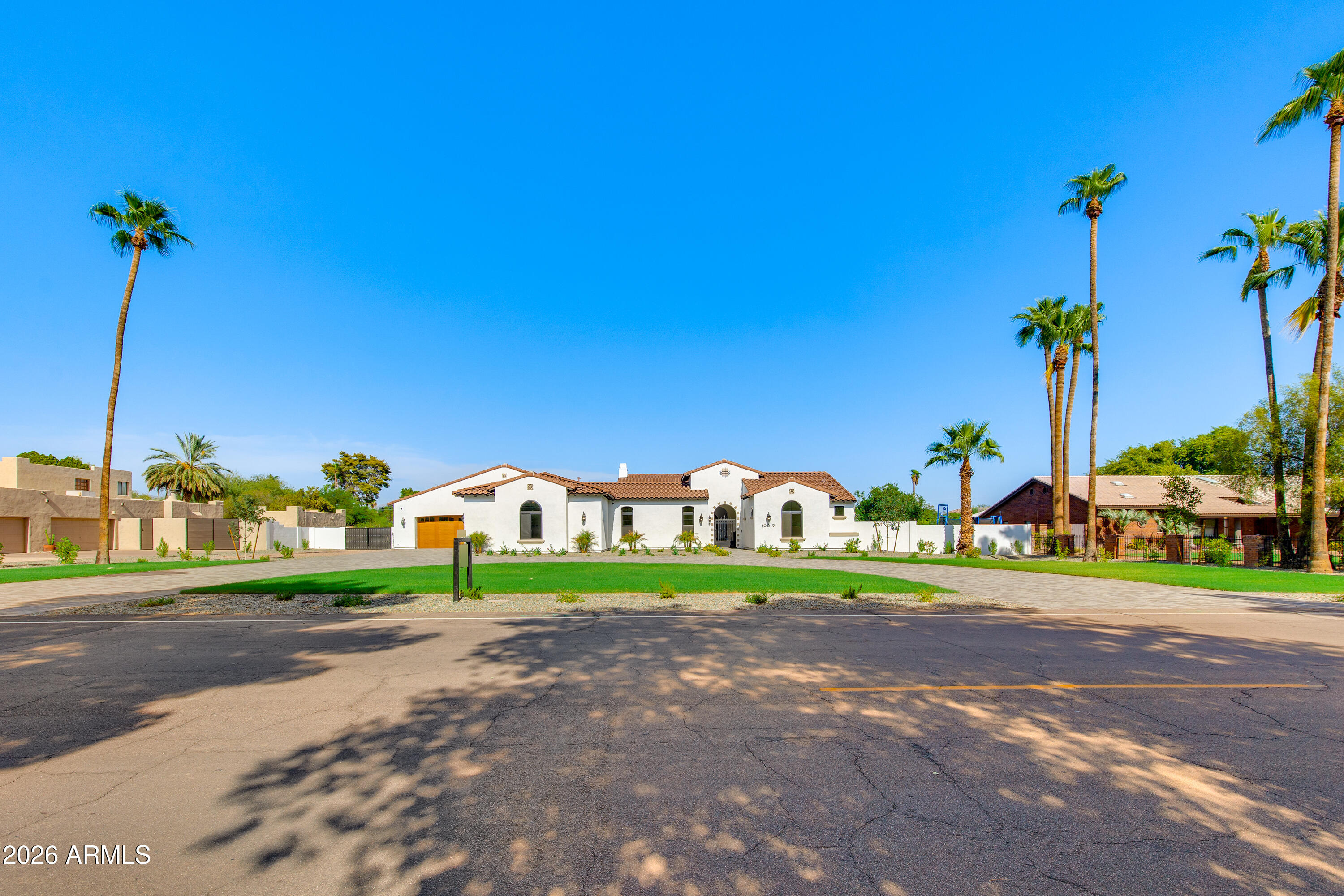 10019 N 56th Street, Paradise Valley, AZ 85253