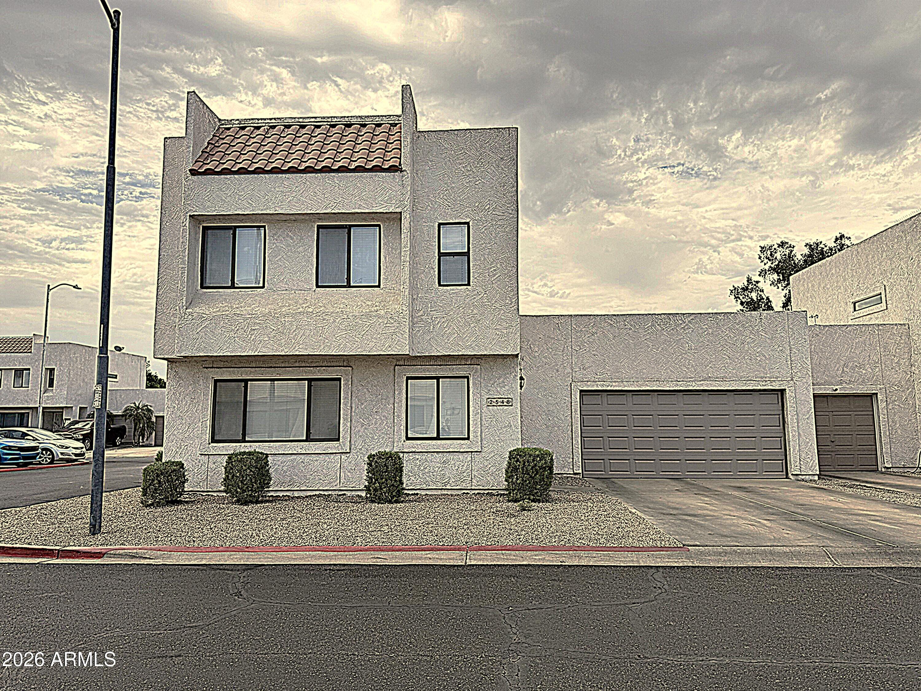 2548 W KATHLEEN Road, Phoenix, AZ 85023