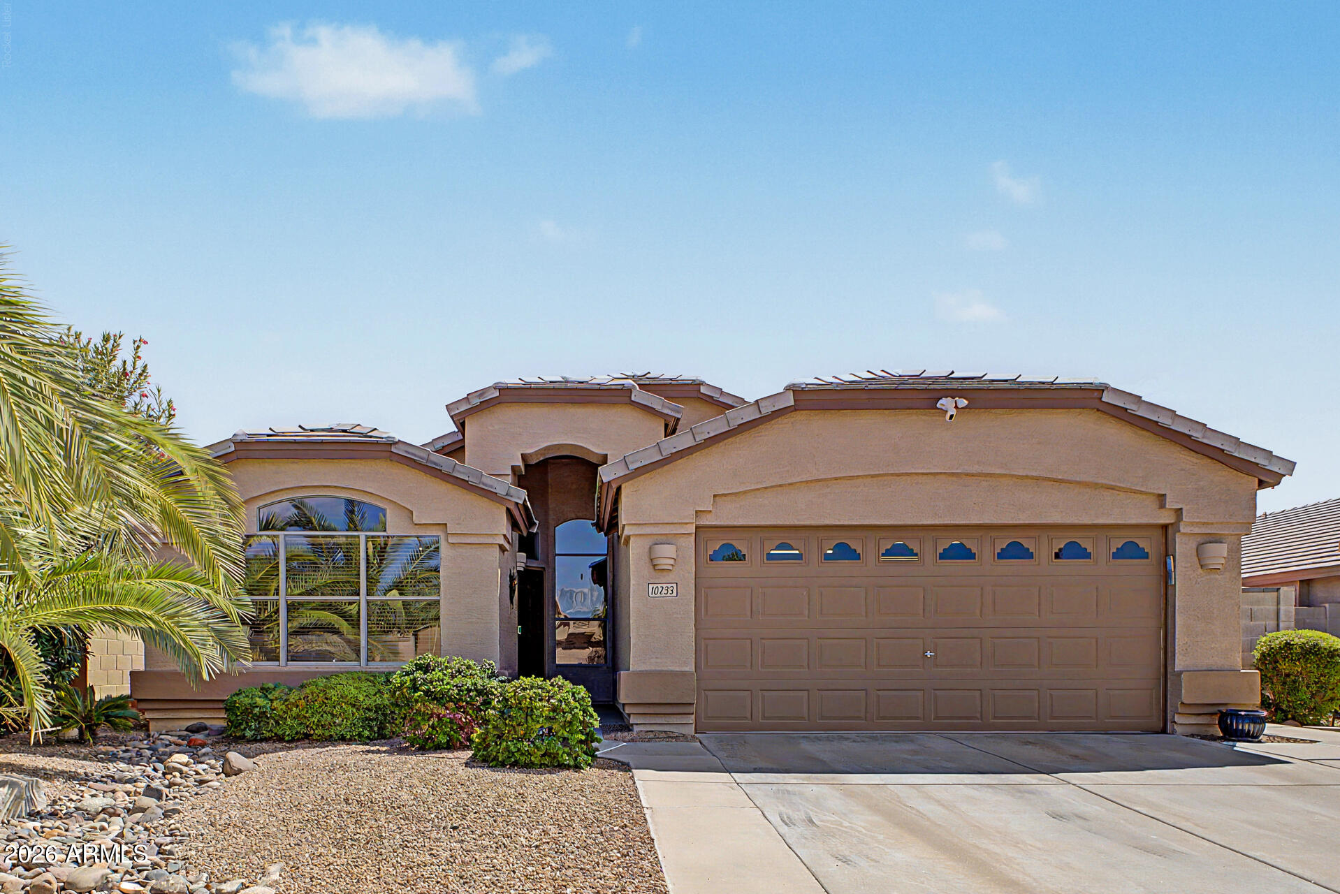 10233 W DALEY Lane, Peoria, AZ 85383