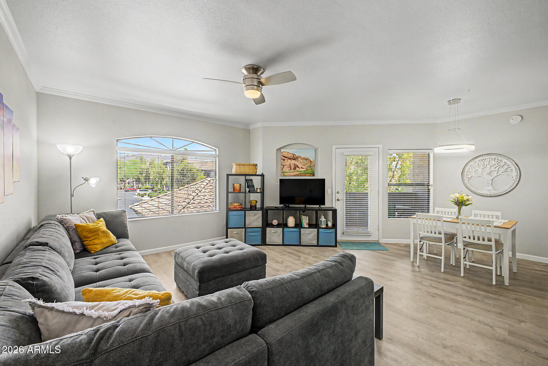 15095 N THOMPSON PEAK Parkway 2090, Scottsdale, AZ 85260