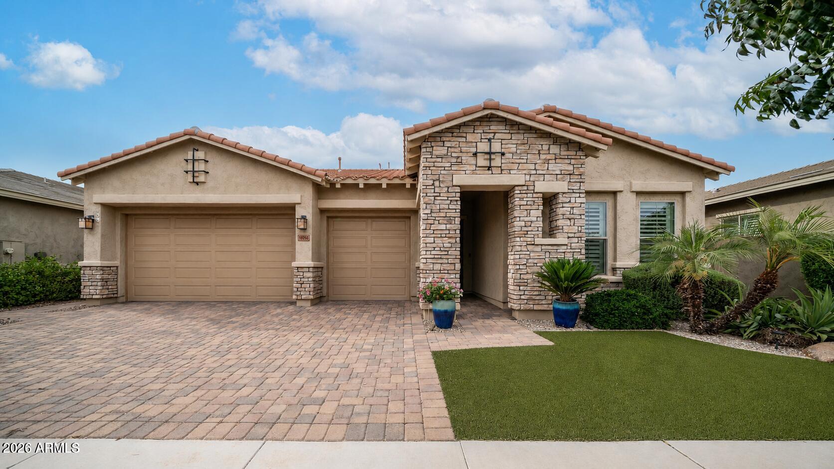 10356 E WAVELENGTH Avenue, Mesa, AZ 85212