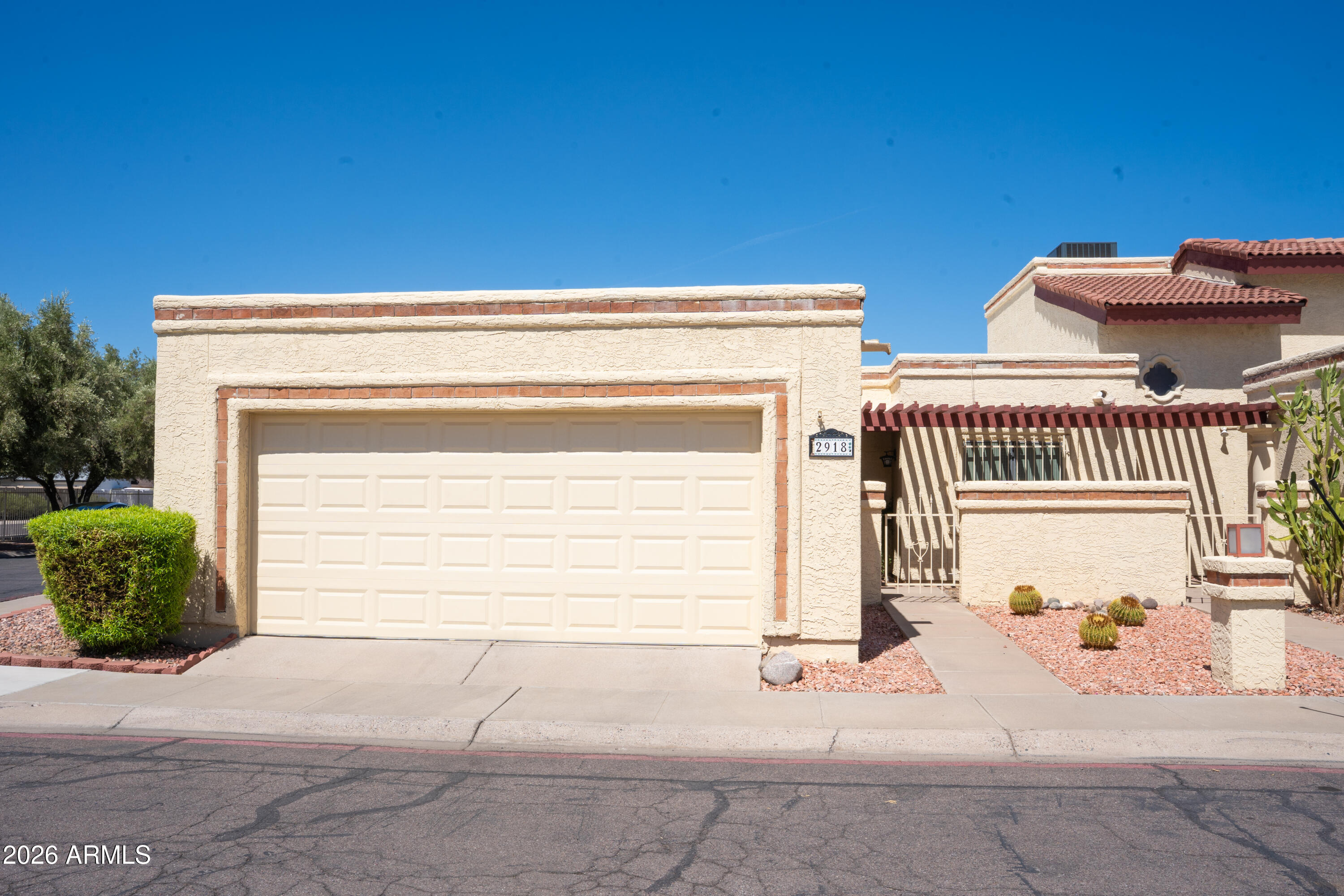 2918 CHRISTY Drive, Phoenix, AZ, 85029 — assumable FHA mortgage at 3.29%