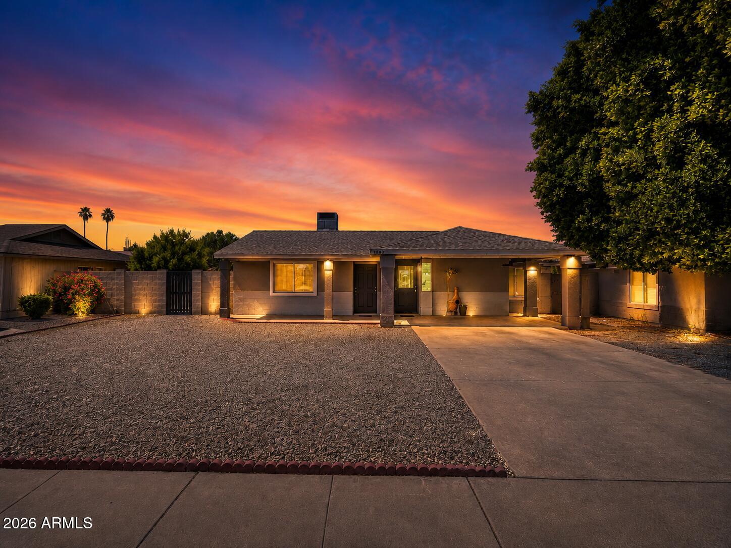 1502 E EMERALD Avenue, Mesa, AZ 85204