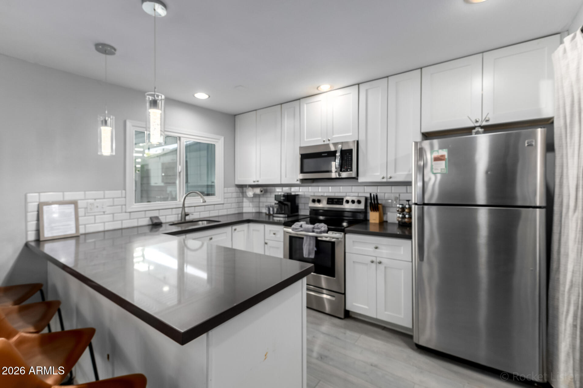 6837 E OSBORN Road B, Scottsdale, AZ 85251