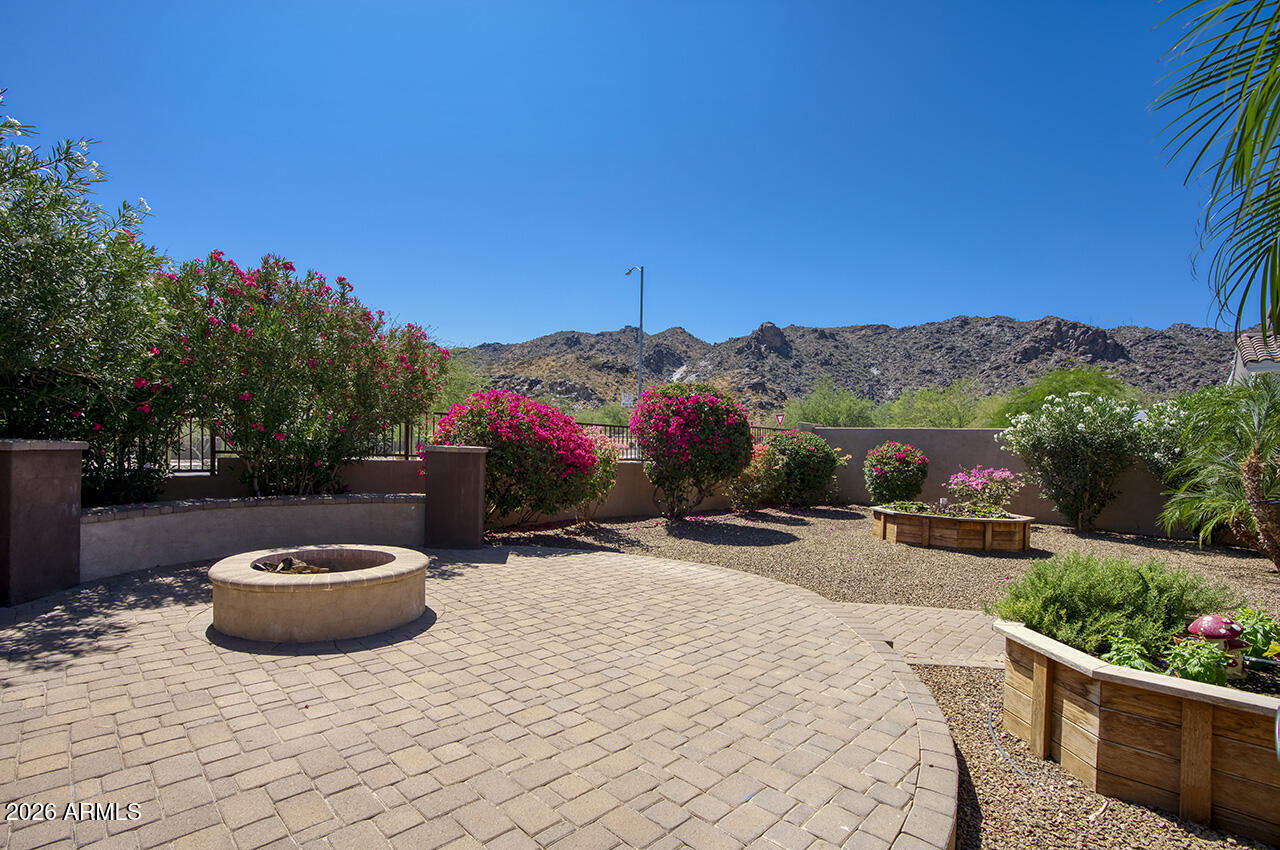 9909 S 6TH Place, Phoenix, AZ 85042