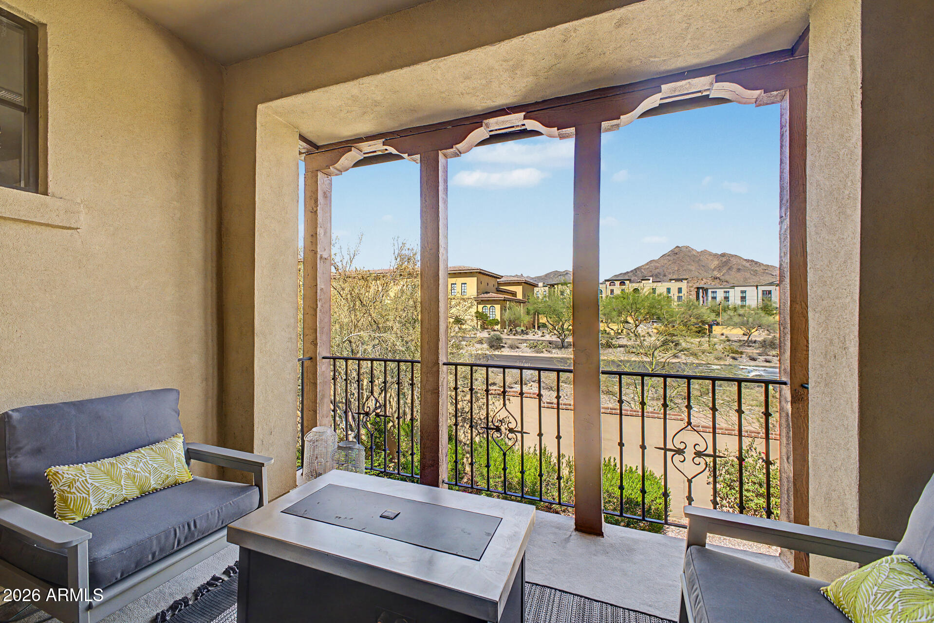 18650 N THOMPSON PEAK Parkway 2042, Scottsdale, AZ 85255