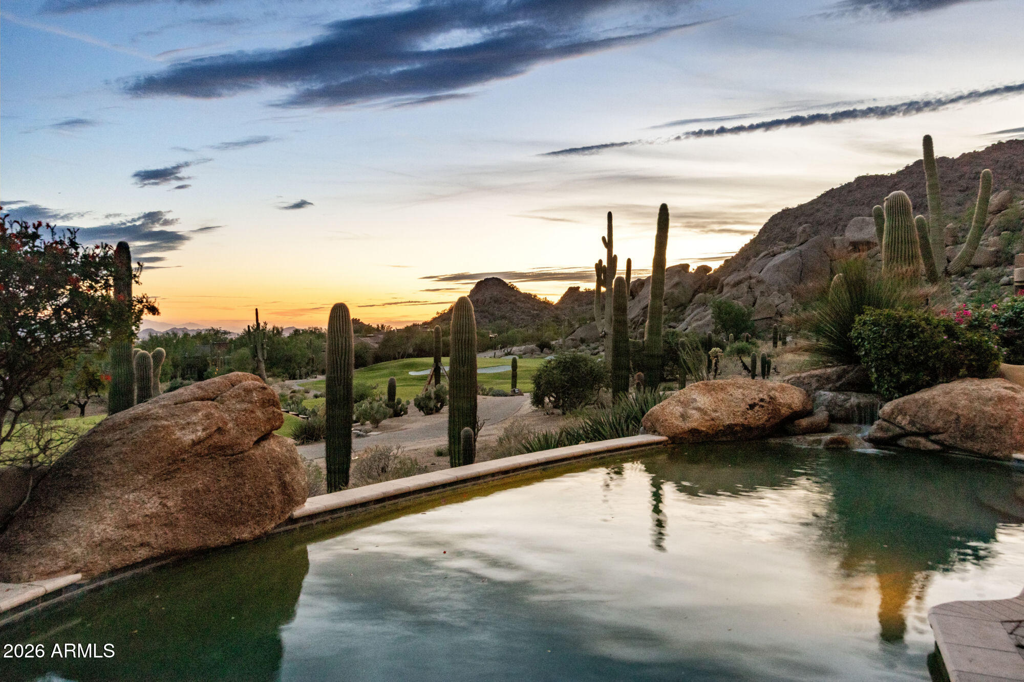10040 E HAPPY VALLEY Road 2007, Scottsdale, AZ 85255