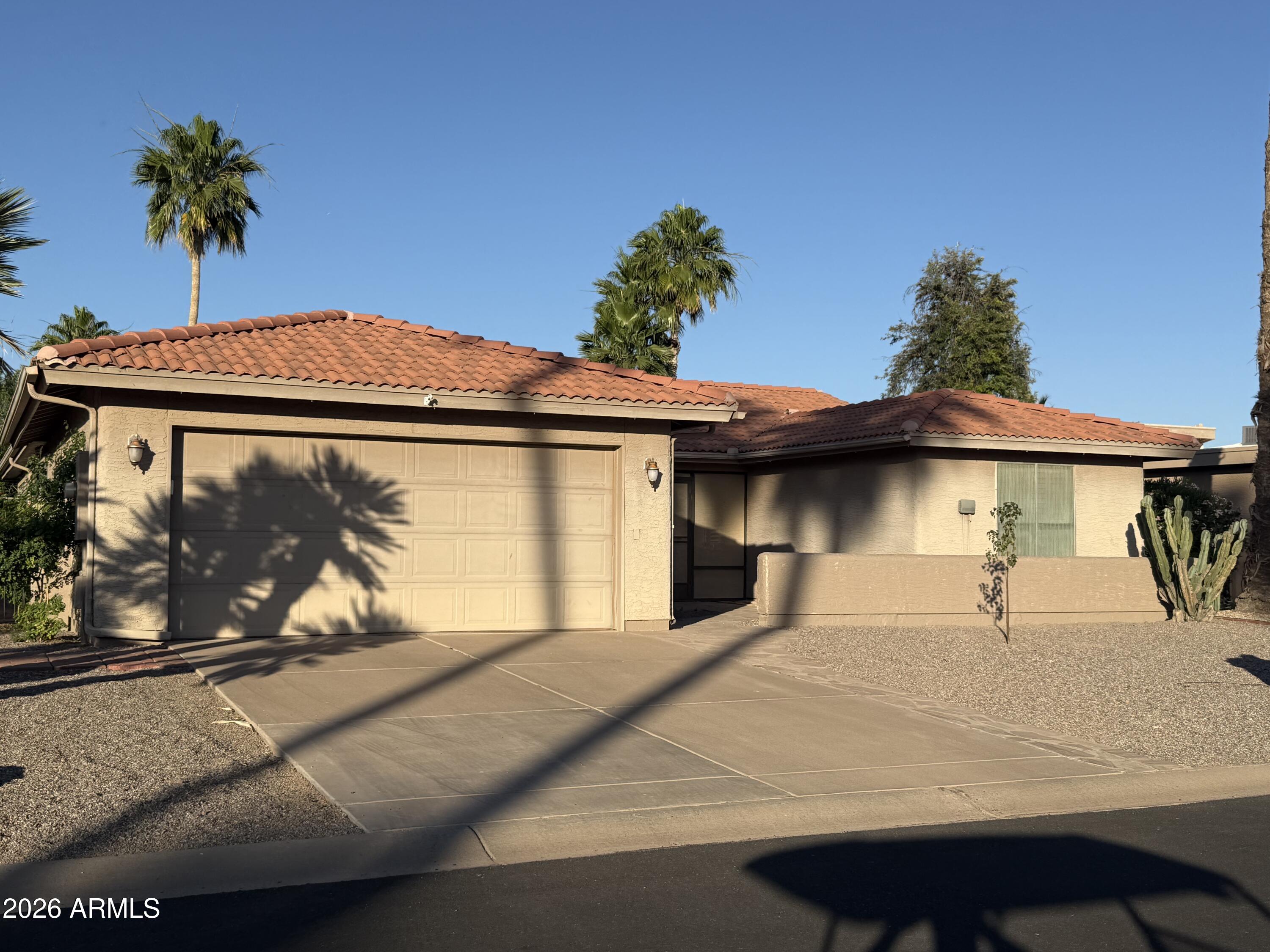 26417 S TRURO Drive, Sun Lakes, AZ 85248