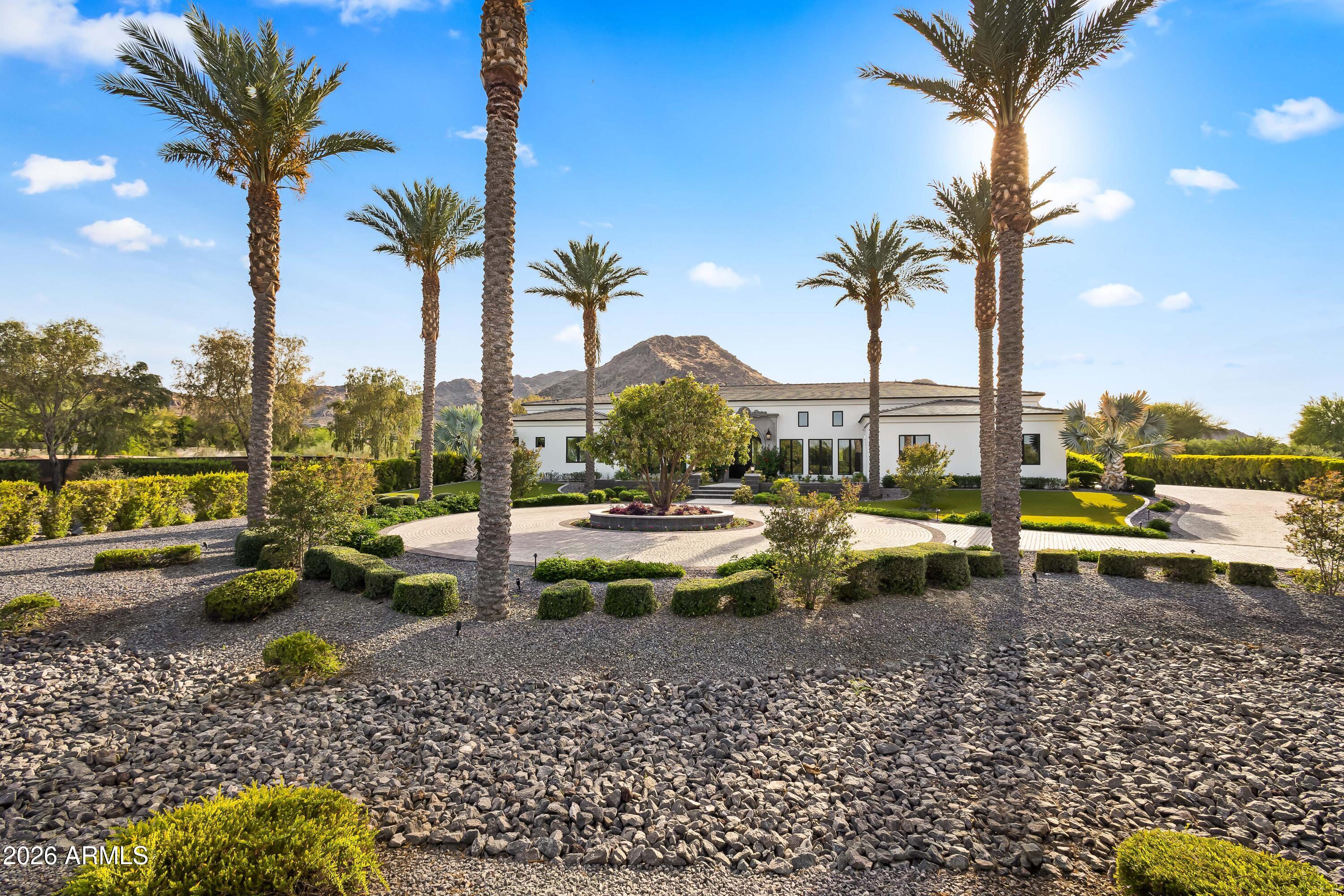 7970 N IRONWOOD Drive, Paradise Valley, AZ 85253