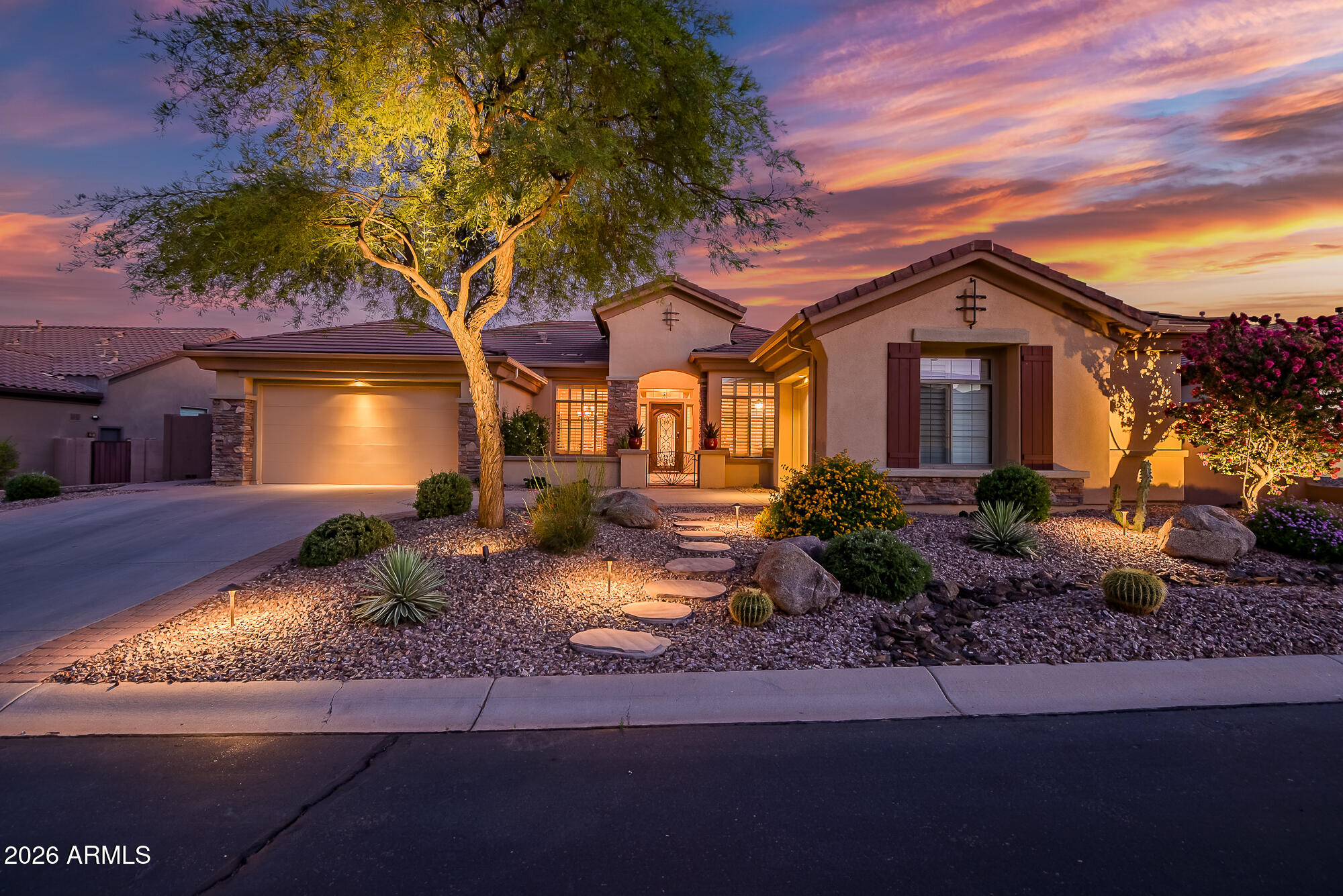 1319 W WAYNE Court, Anthem, AZ 85086