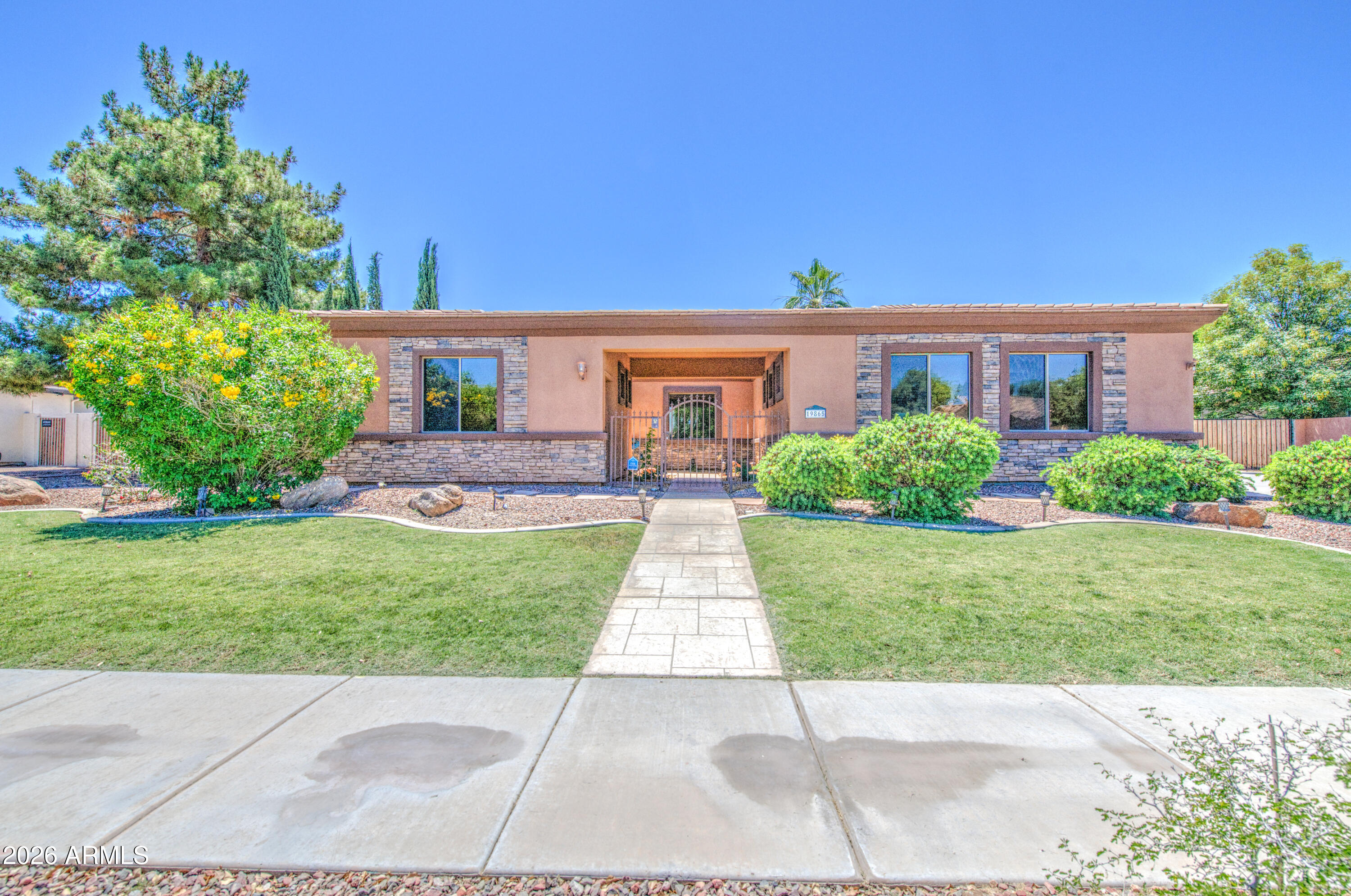 19865 E AUGUSTUS Avenue, Queen Creek, AZ 85142