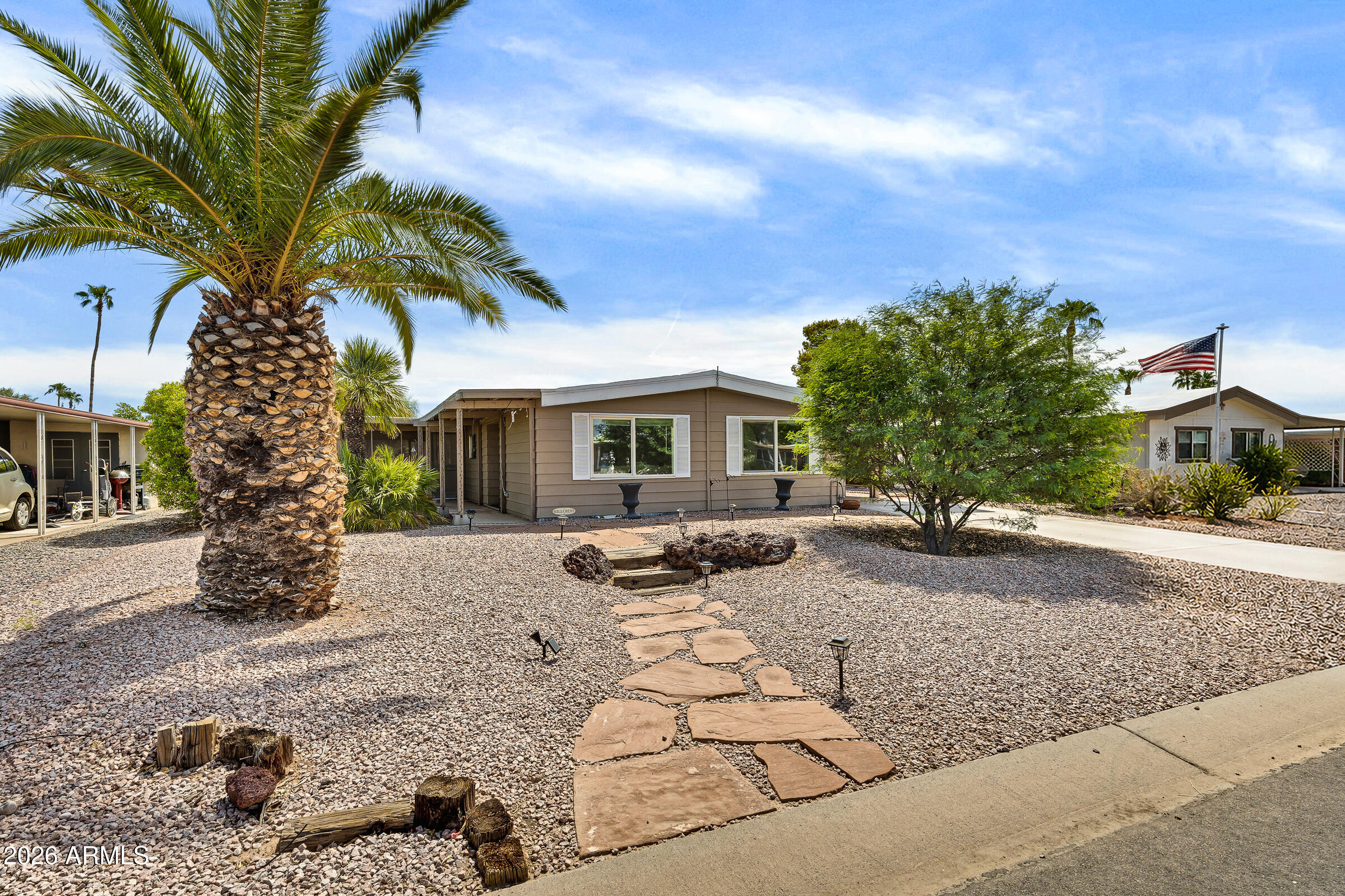 25607 S ILLINOIS Avenue, Sun Lakes, AZ 85248