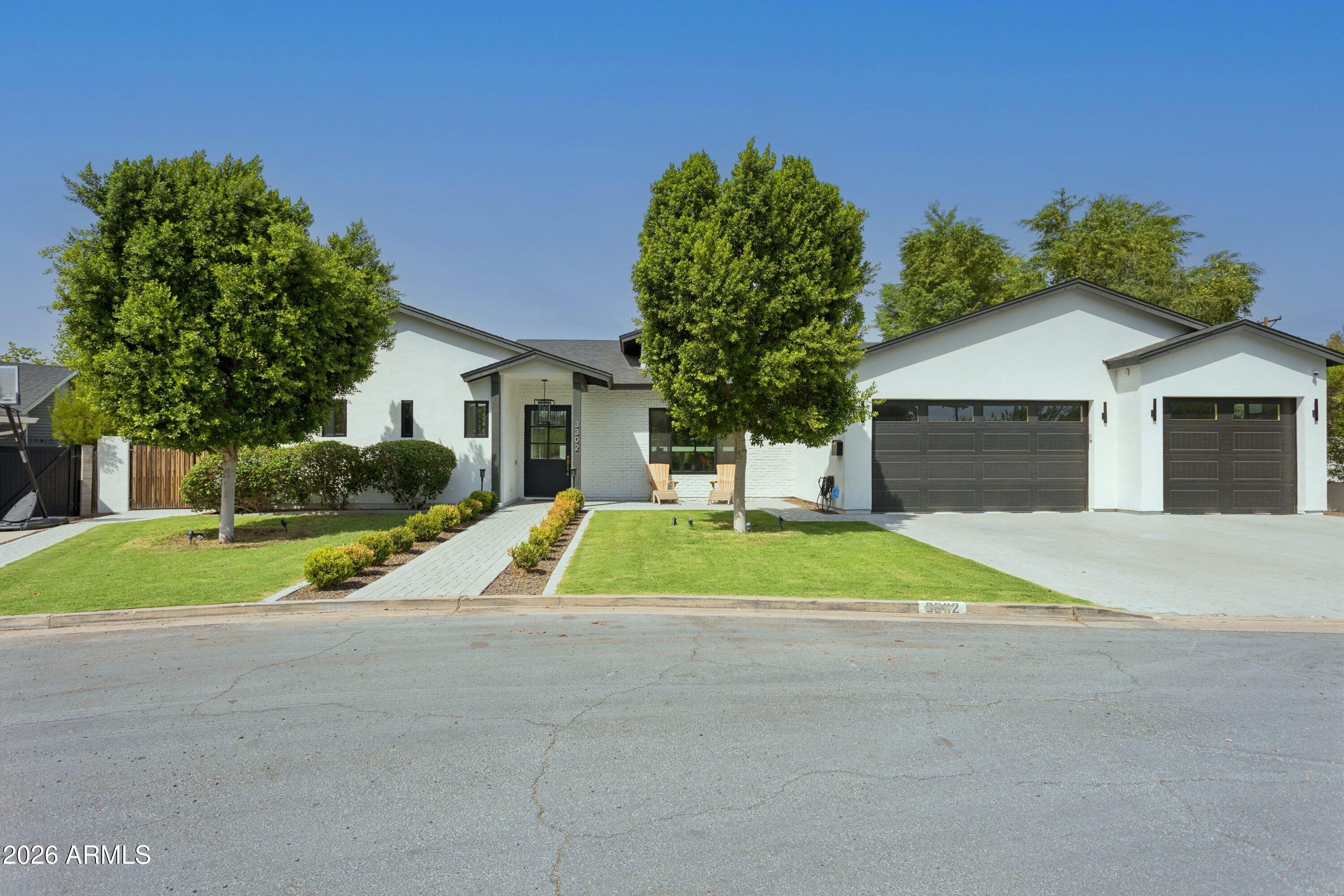 3302 N 51ST Street, Phoenix, AZ 85018