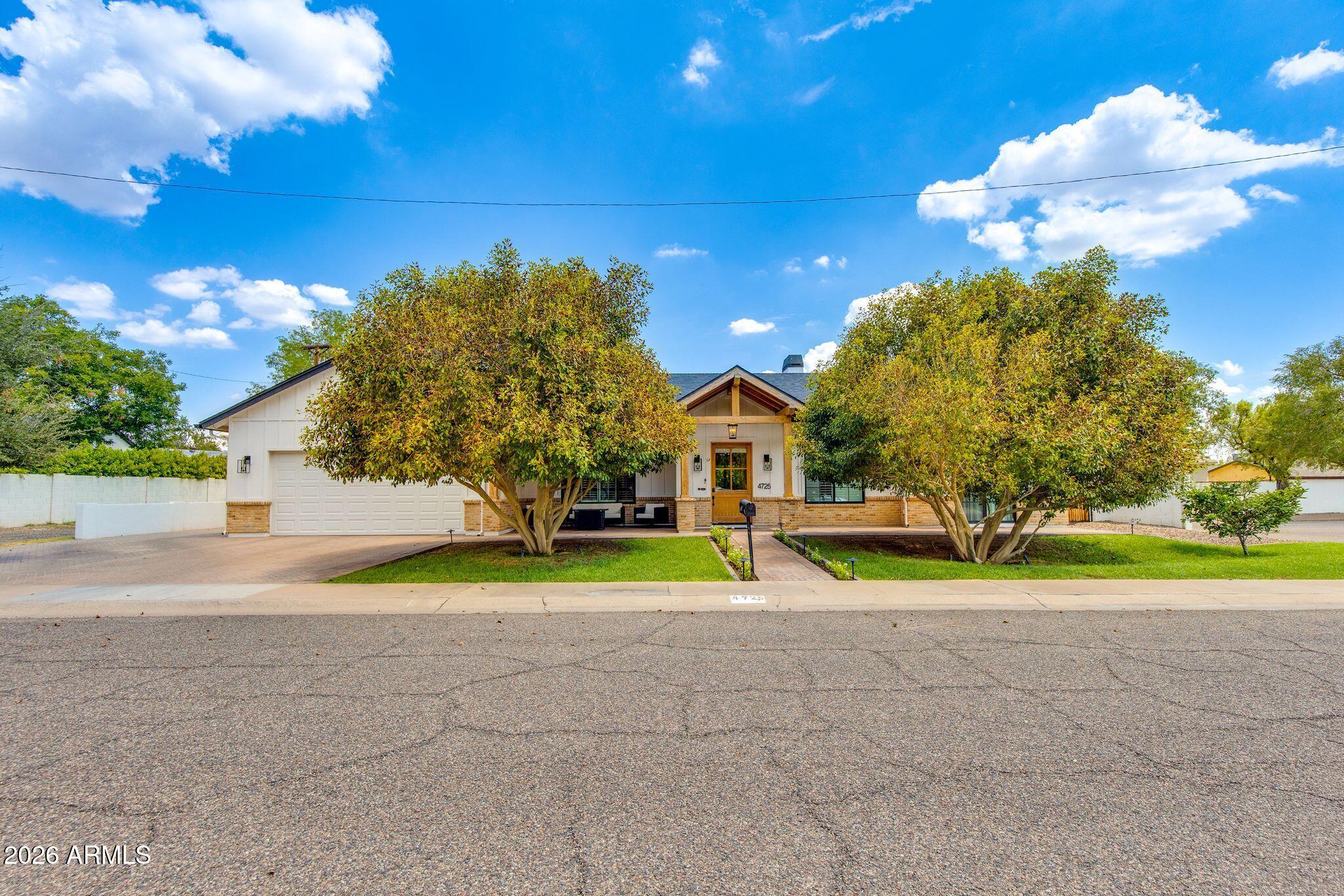 4725 N 33RD Street, Phoenix, AZ 85018
