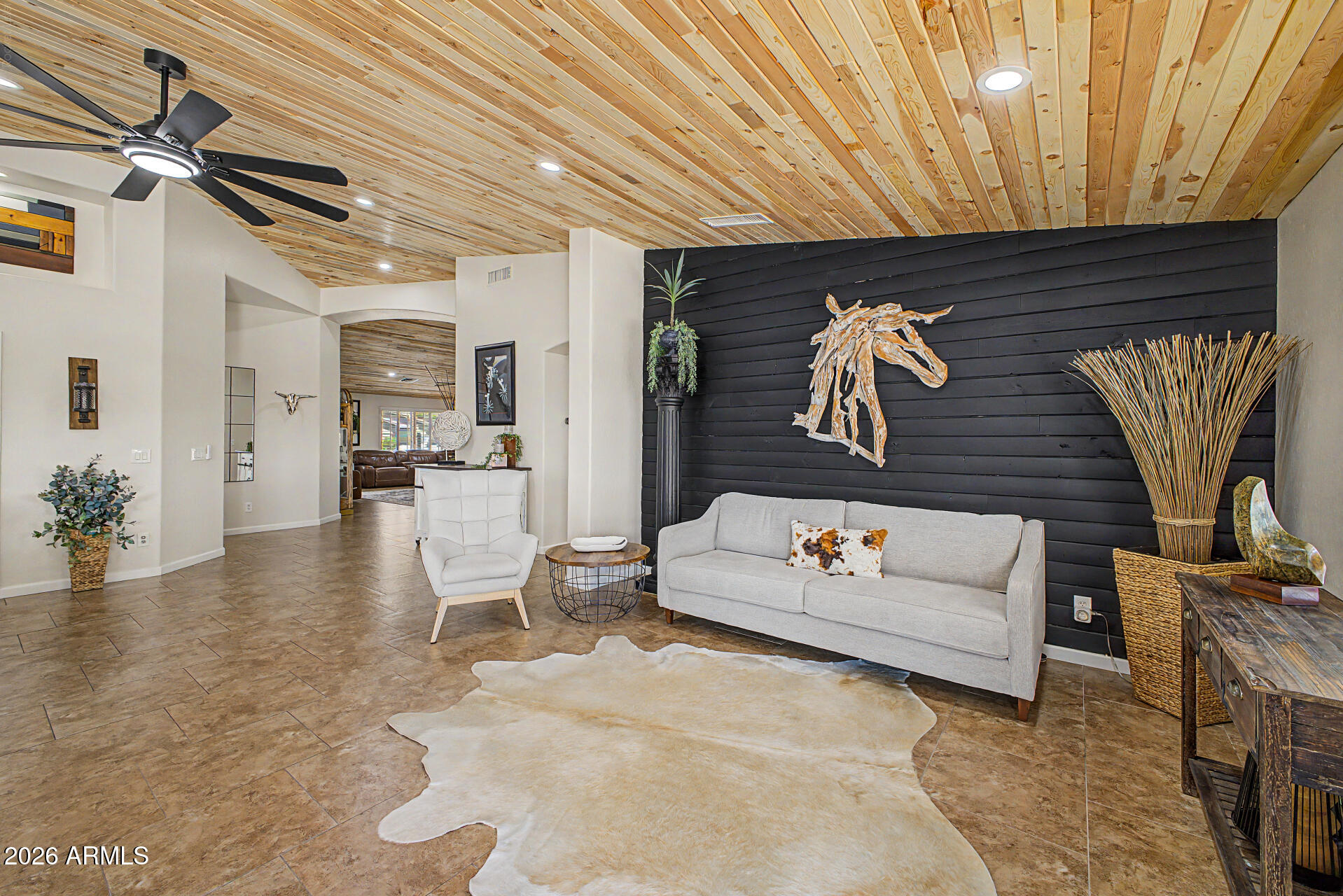 8729 W TONOPAH Drive, Peoria, AZ 85382