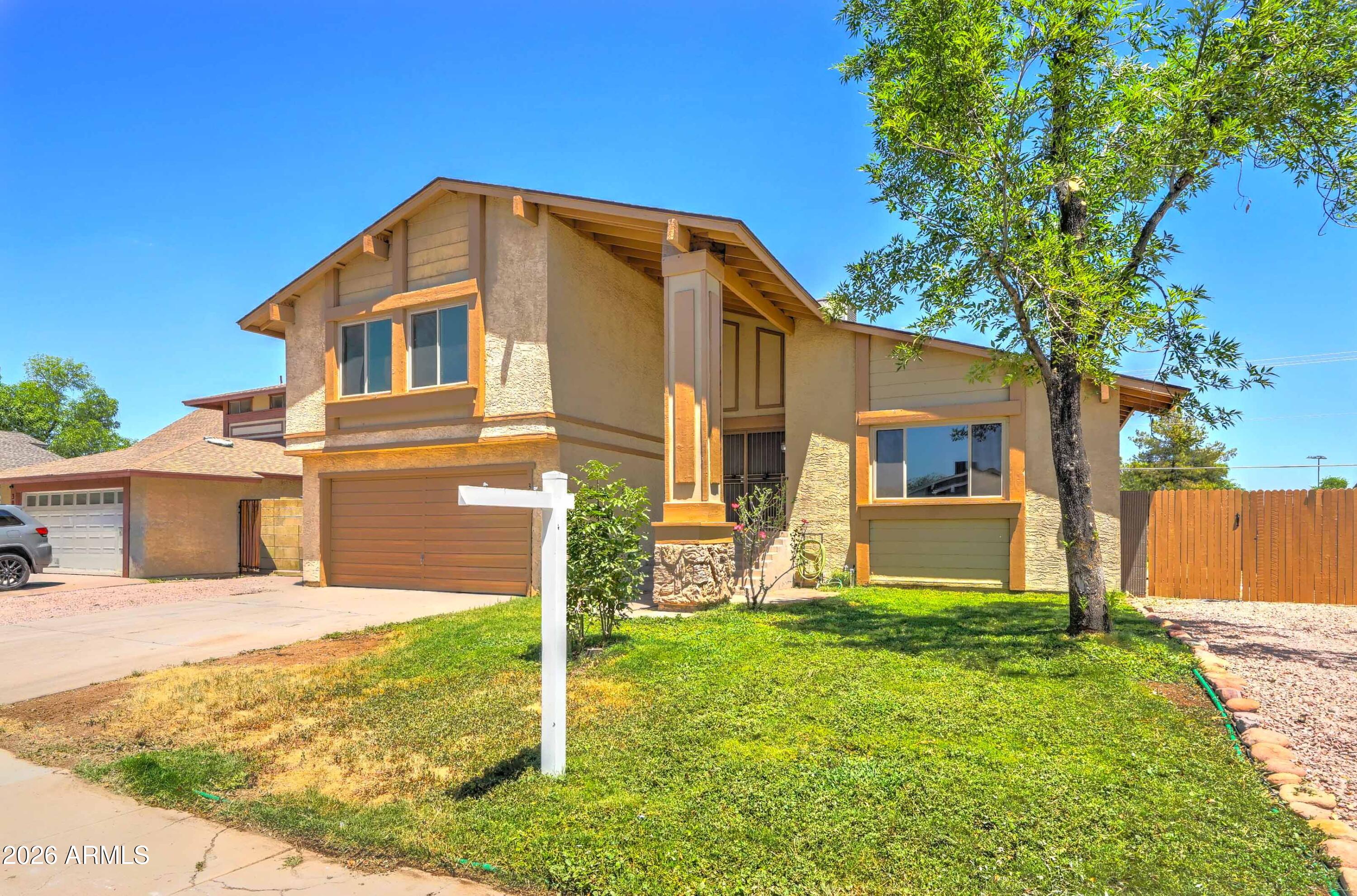3050 E GABLE Avenue, Mesa, AZ 85204