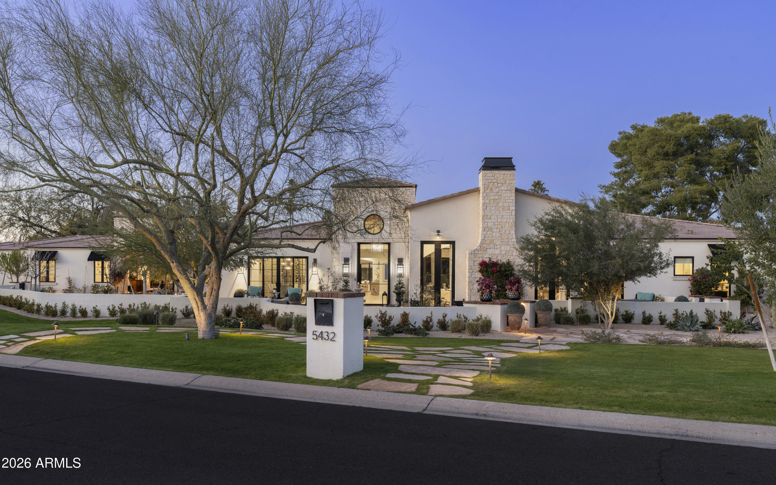 5432 E VIA DEL CIELO, Paradise Valley, AZ 85253