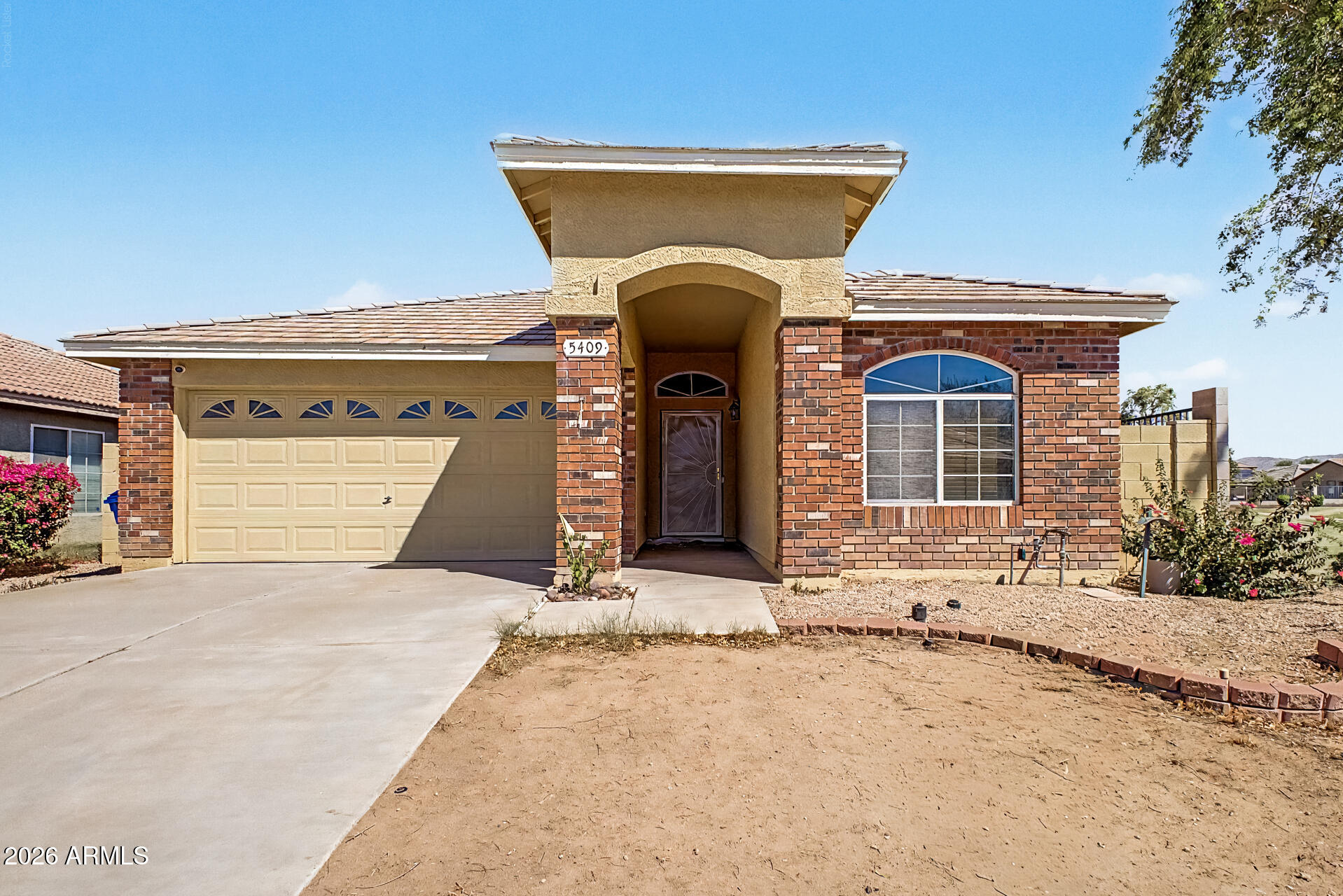 5409 S 28th Drive, Phoenix, AZ 85041