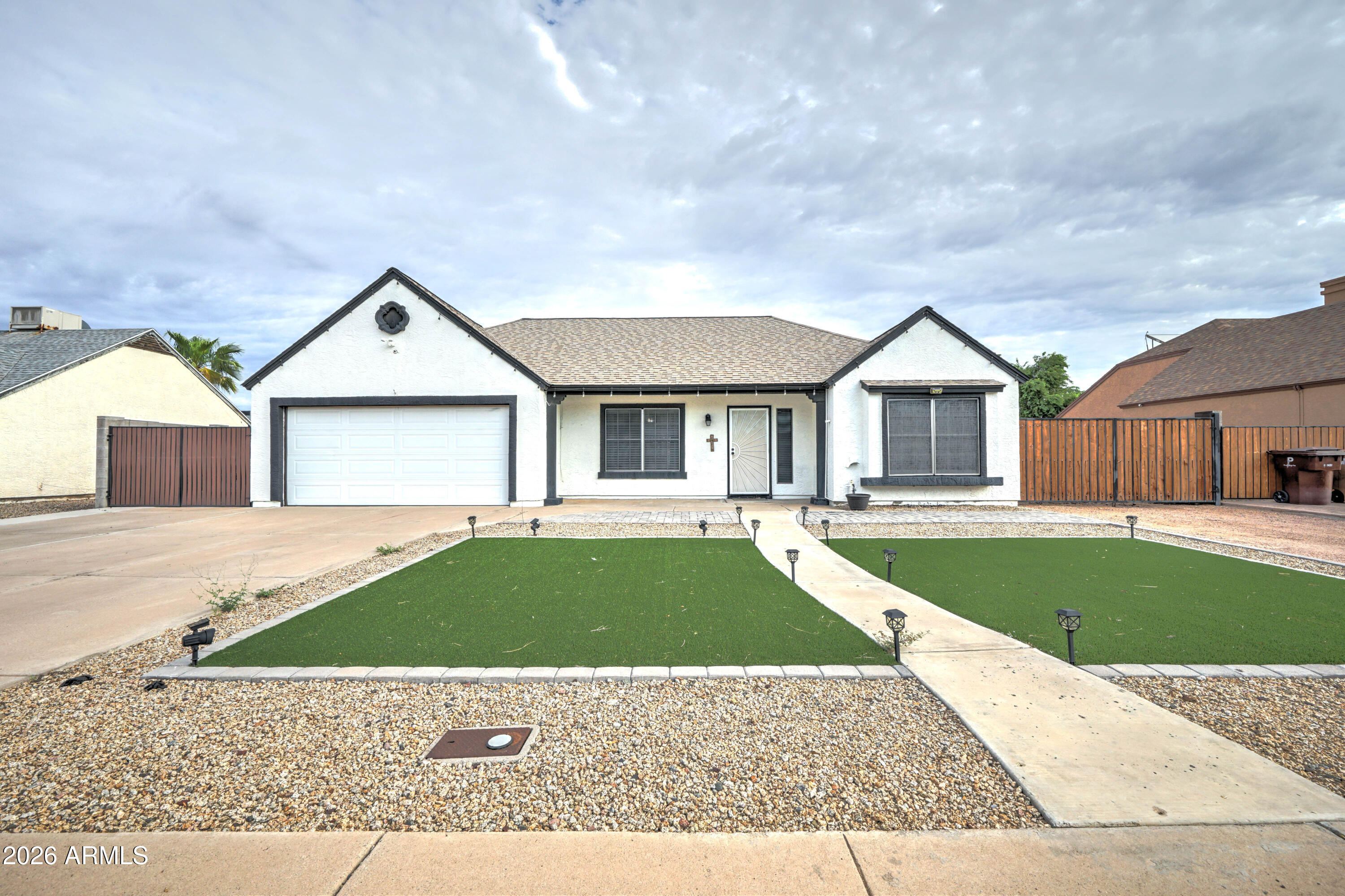 6926 W SUNNYSIDE Drive, Peoria, AZ 85345