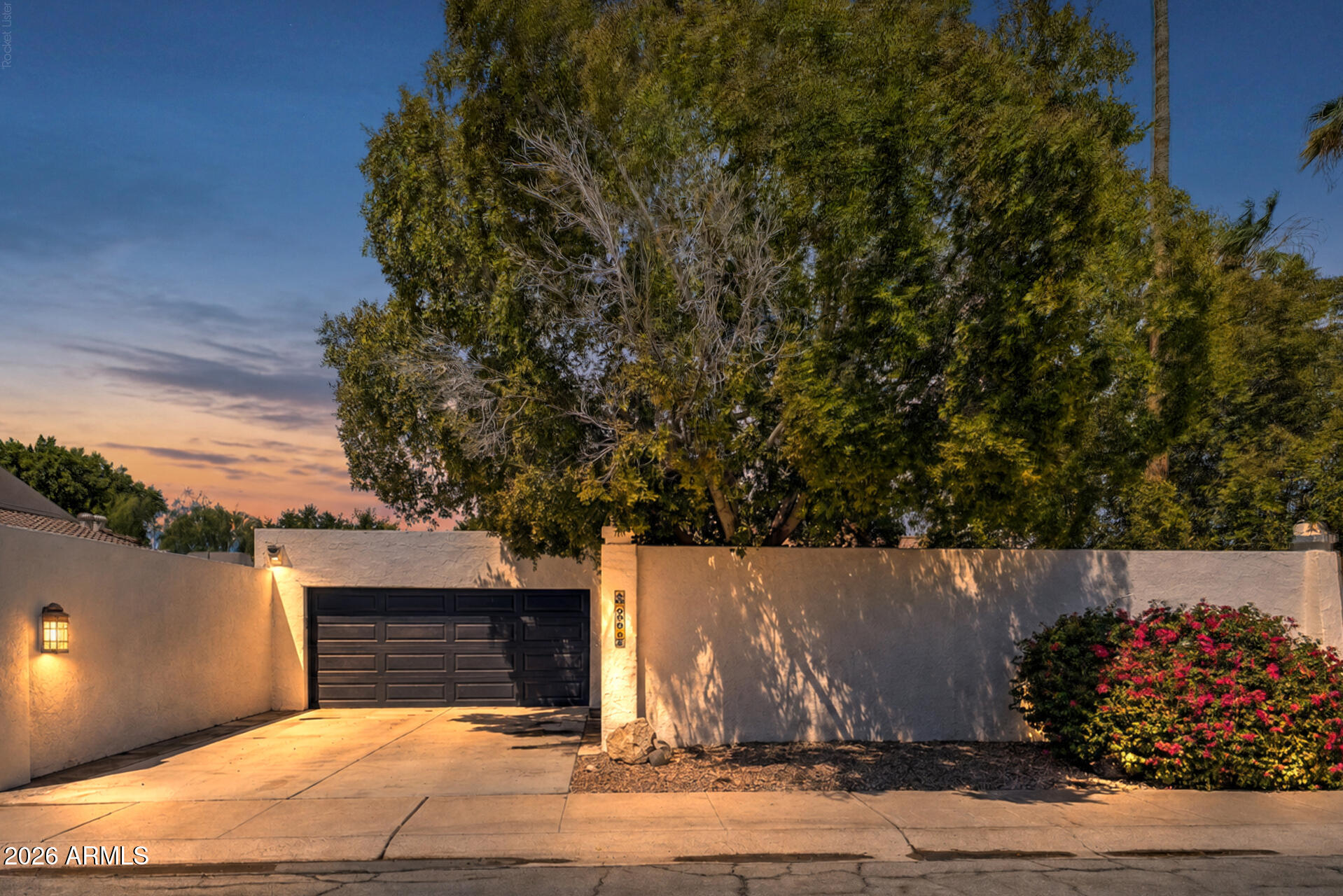 2068 E CAIRO Drive, Tempe, AZ 85282